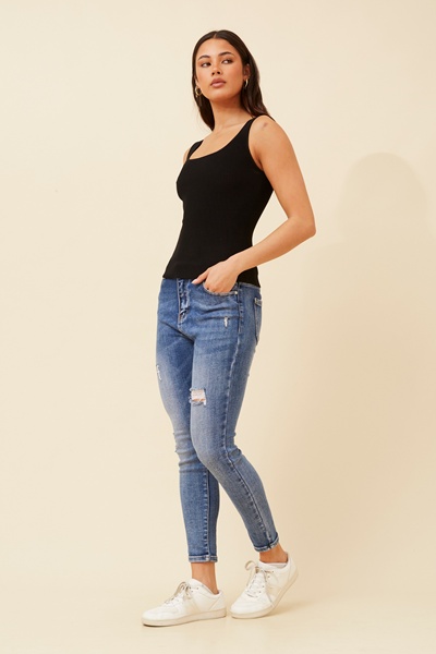 KIENNA SLEEVELESS KNIT TOP