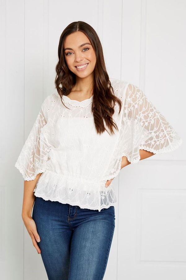 LACE EMBROIDERY TOP LACE EMBROIDERY TOP
