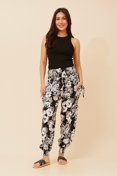 LEAF PRINT HAREM PANTS