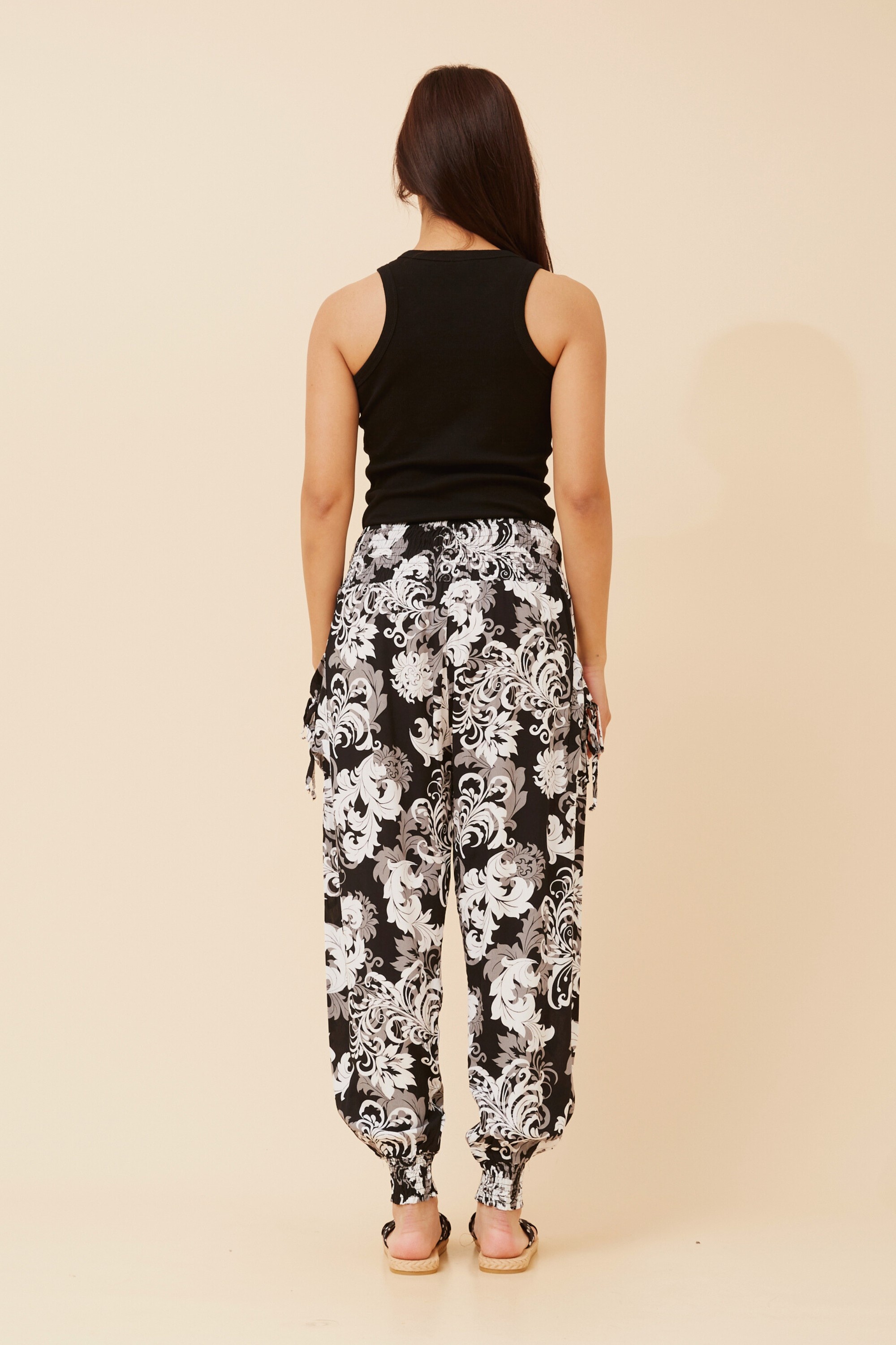 LEAF PRINT HAREM PANTS