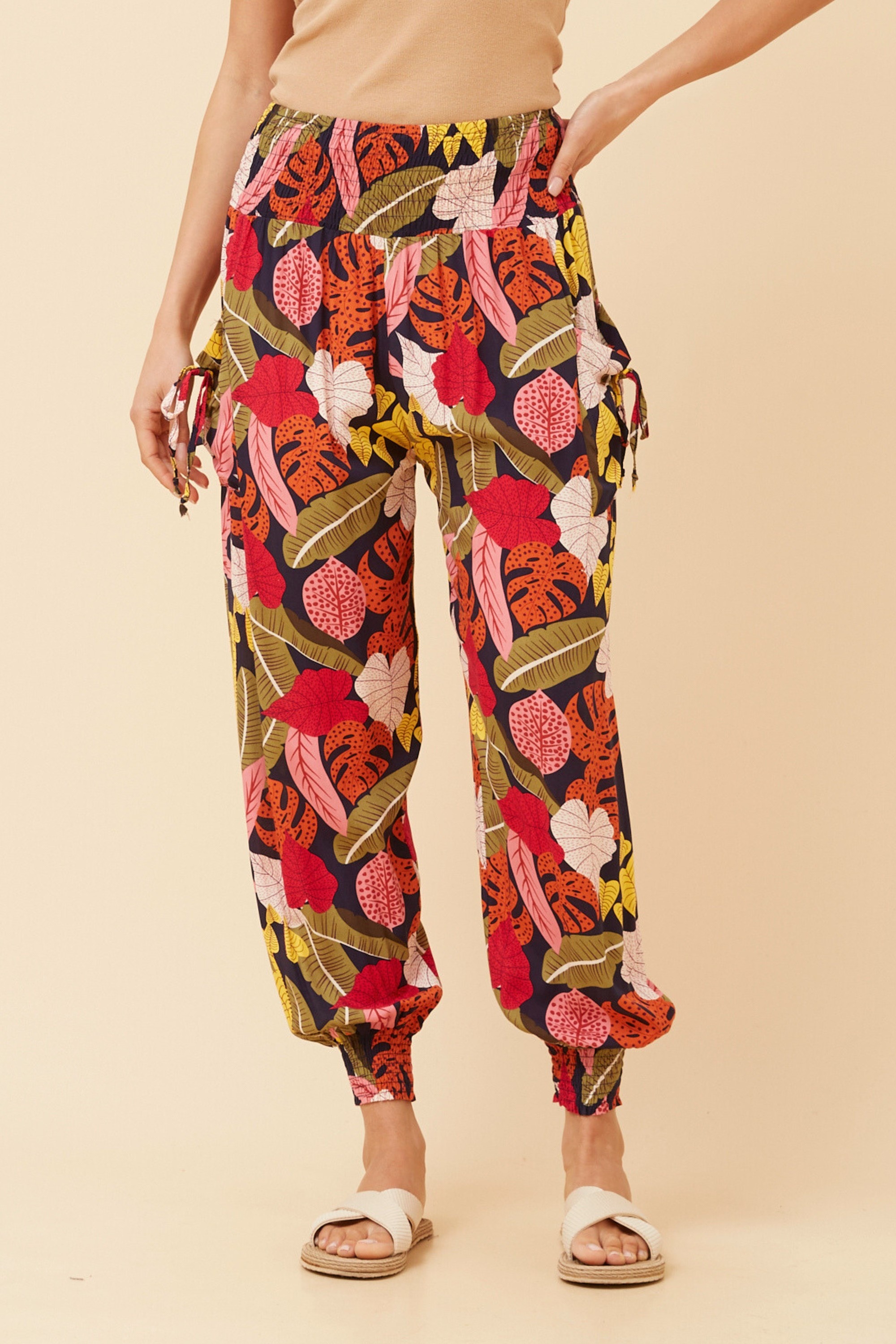LEAF PRINT HAREM PANTS