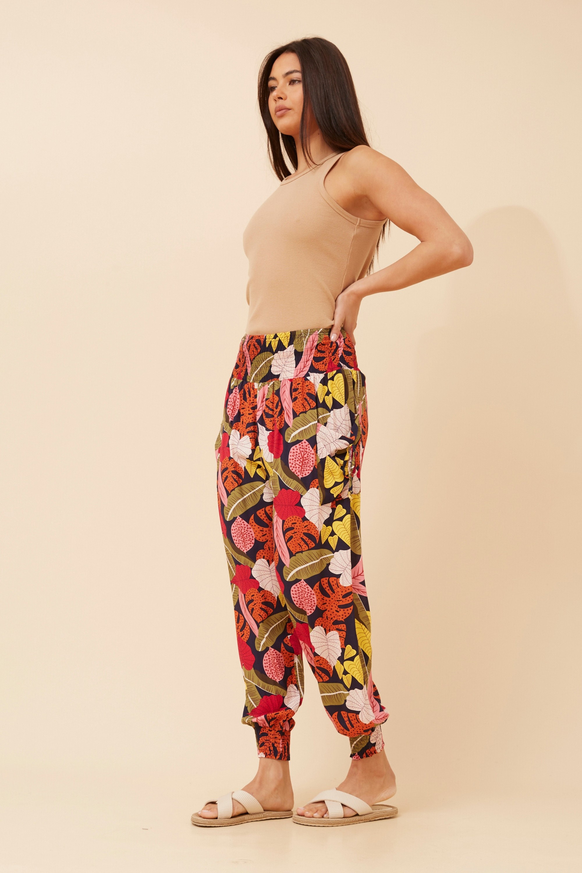 LEAF PRINT HAREM PANTS