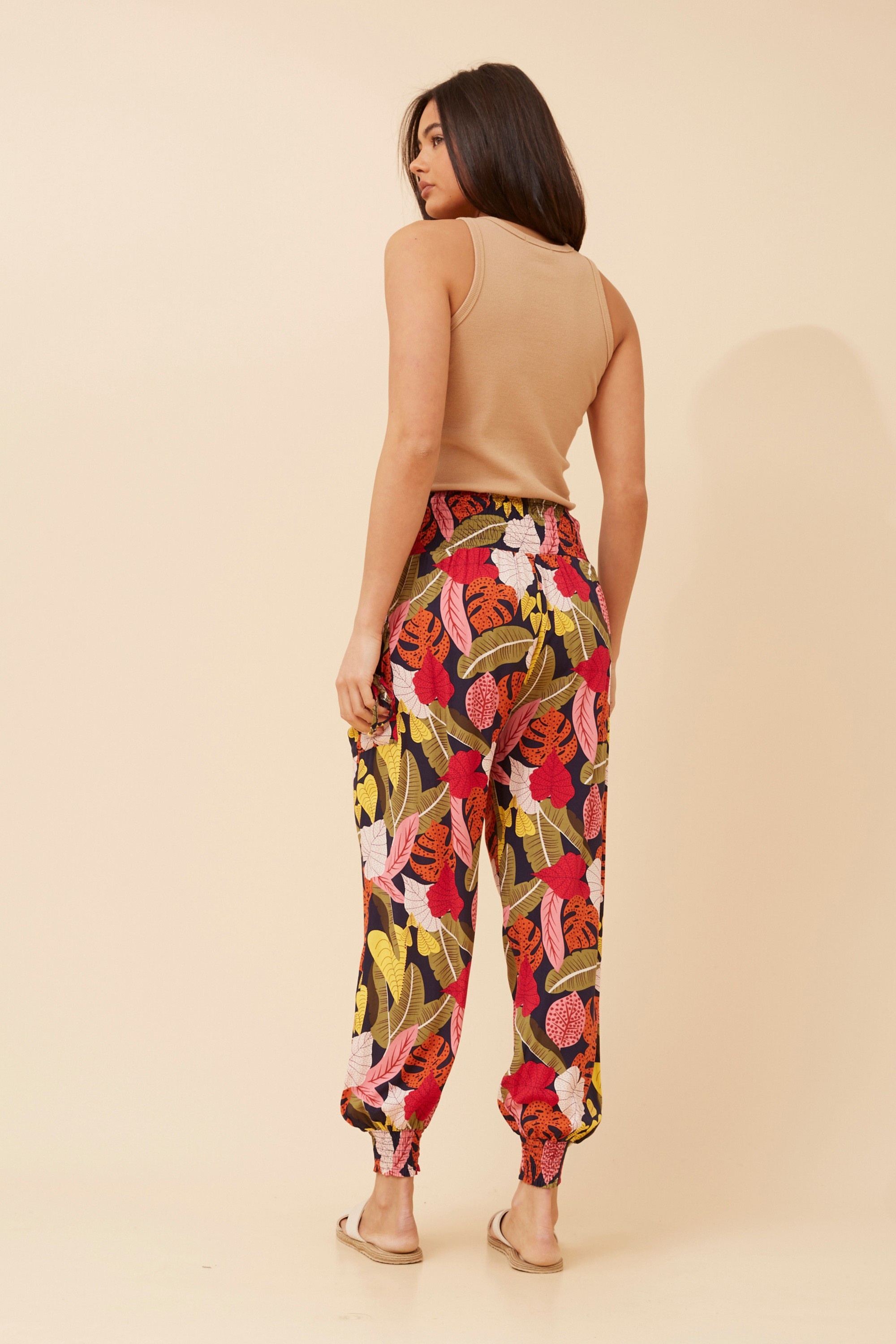 LEAF PRINT HAREM PANTS