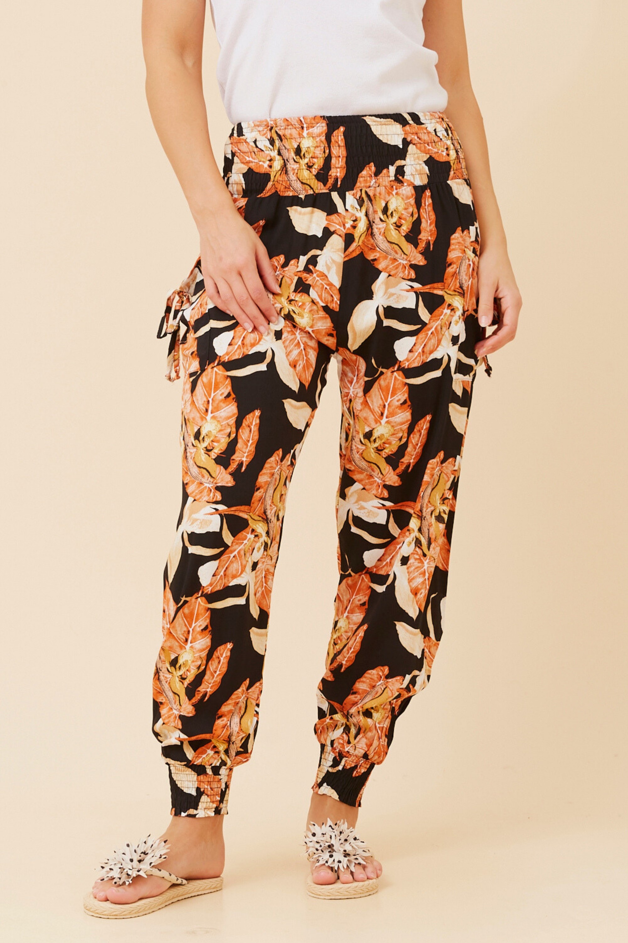 LEAF PRINT HAREM PANTS
