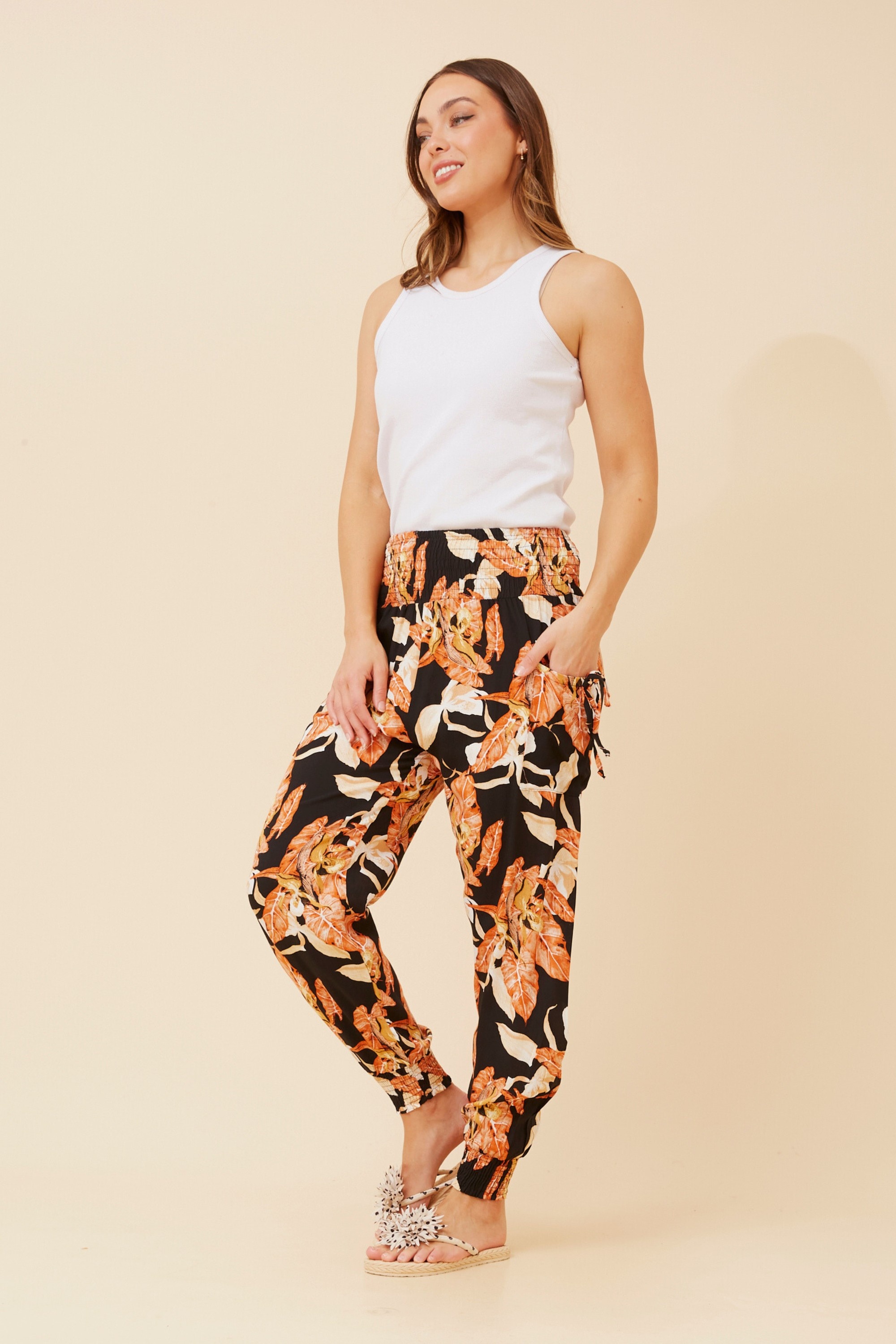 LEAF PRINT HAREM PANTS