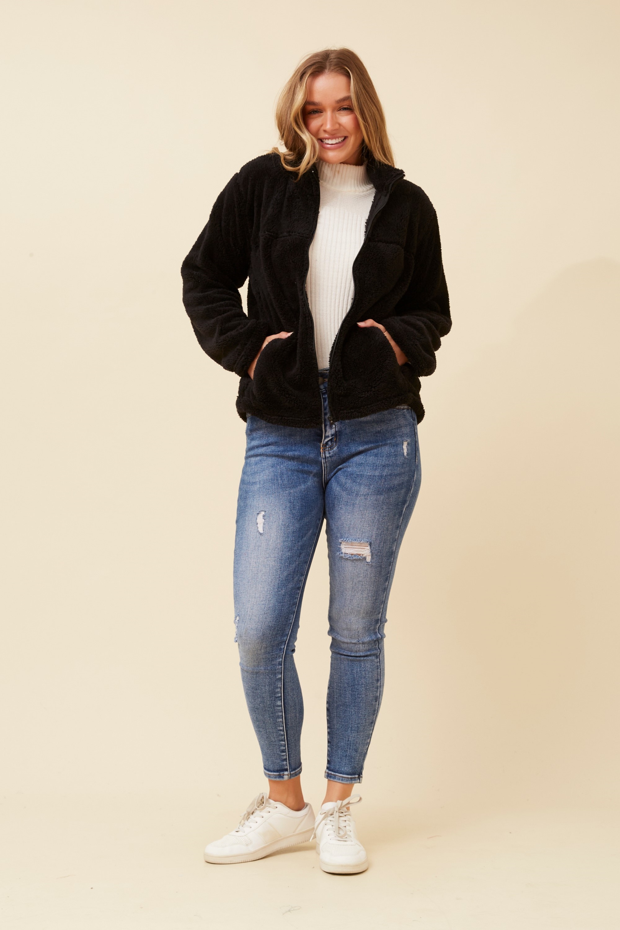 LEANNA FAUX FUR TEDDY JACKET