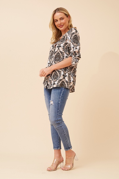 LEO ABSTRACT PRINT BLOUSE