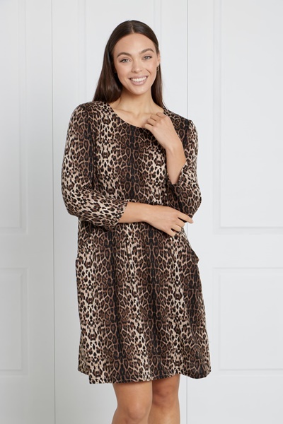 LEOPARD PRINT SHIFT DRESS