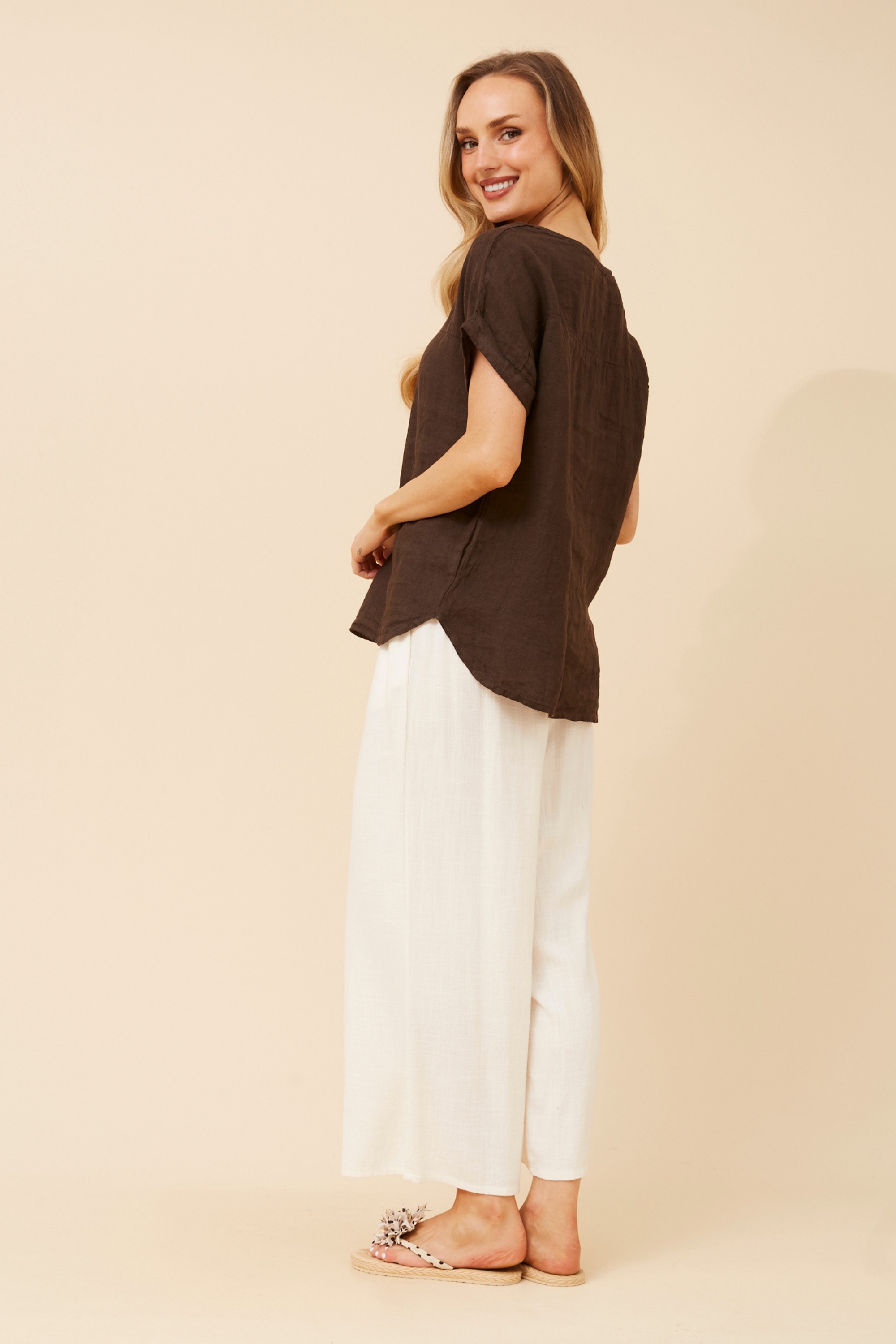 LEORA SOLID LINEN TOP