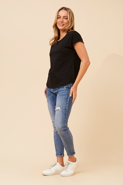 LORETTA SOLID T-SHIRT