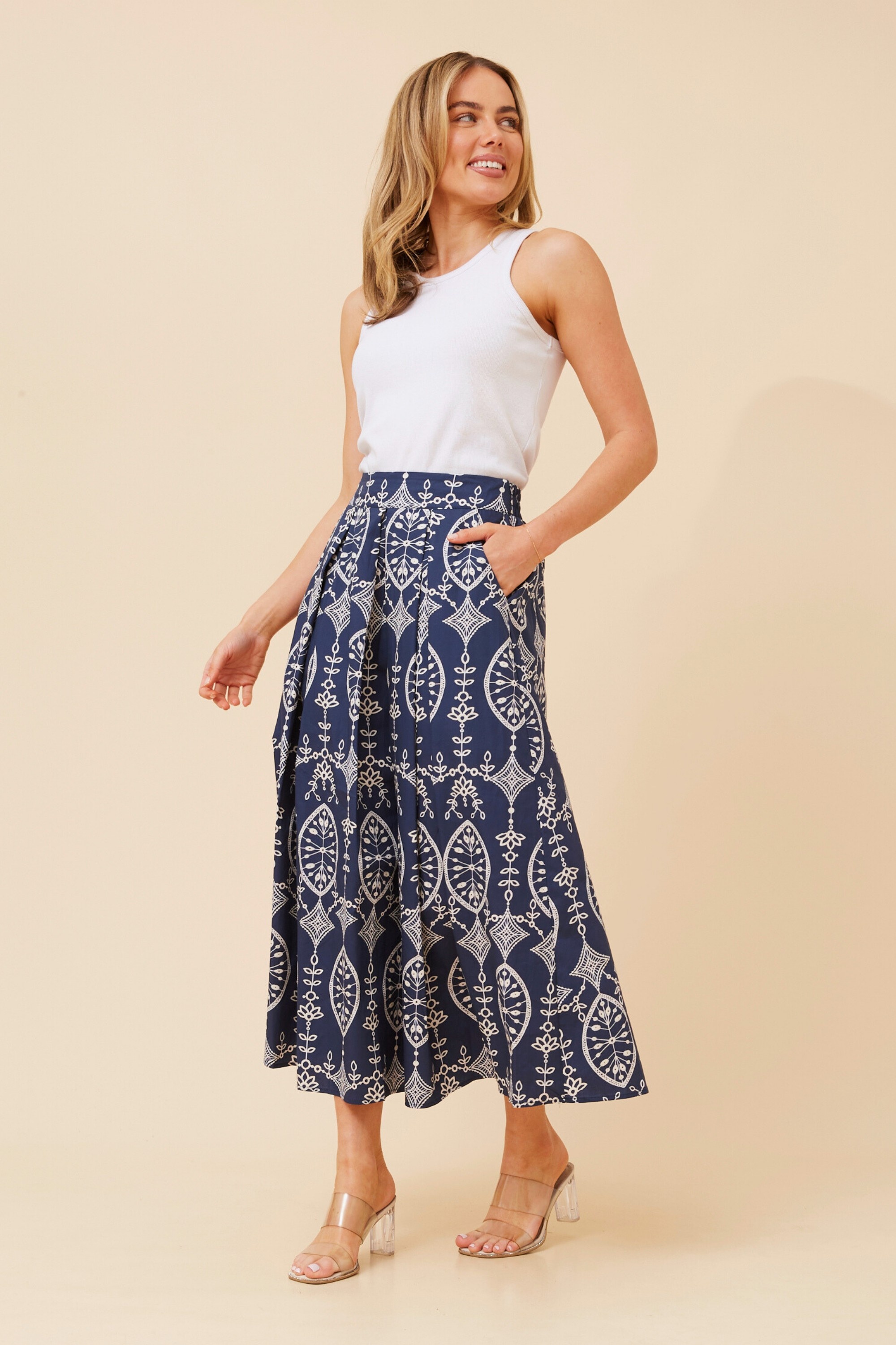 LOUISIANA MIMIC EMBROIDERED SKIRT