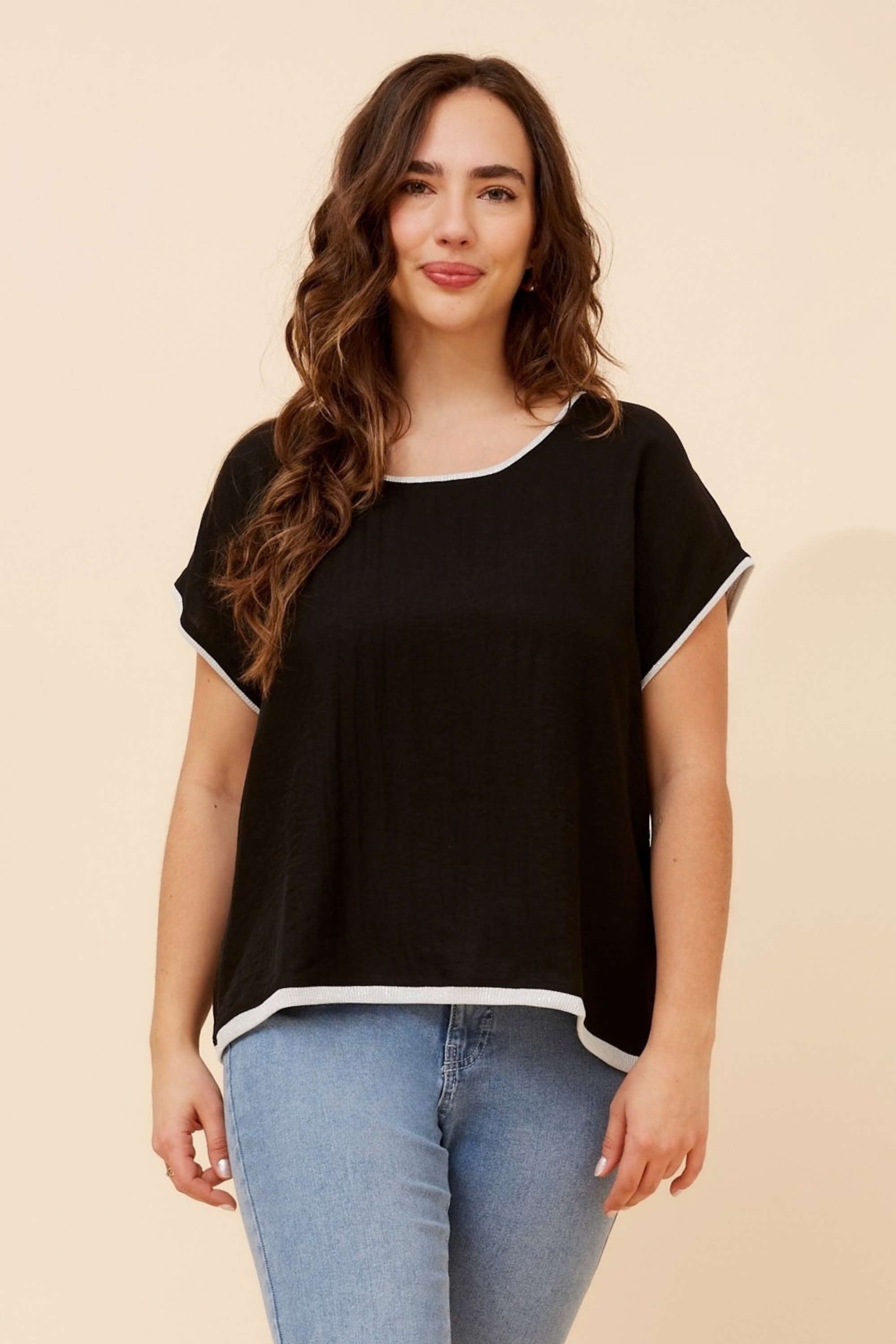 LYNKA SOLID LINEN BLEND TOP