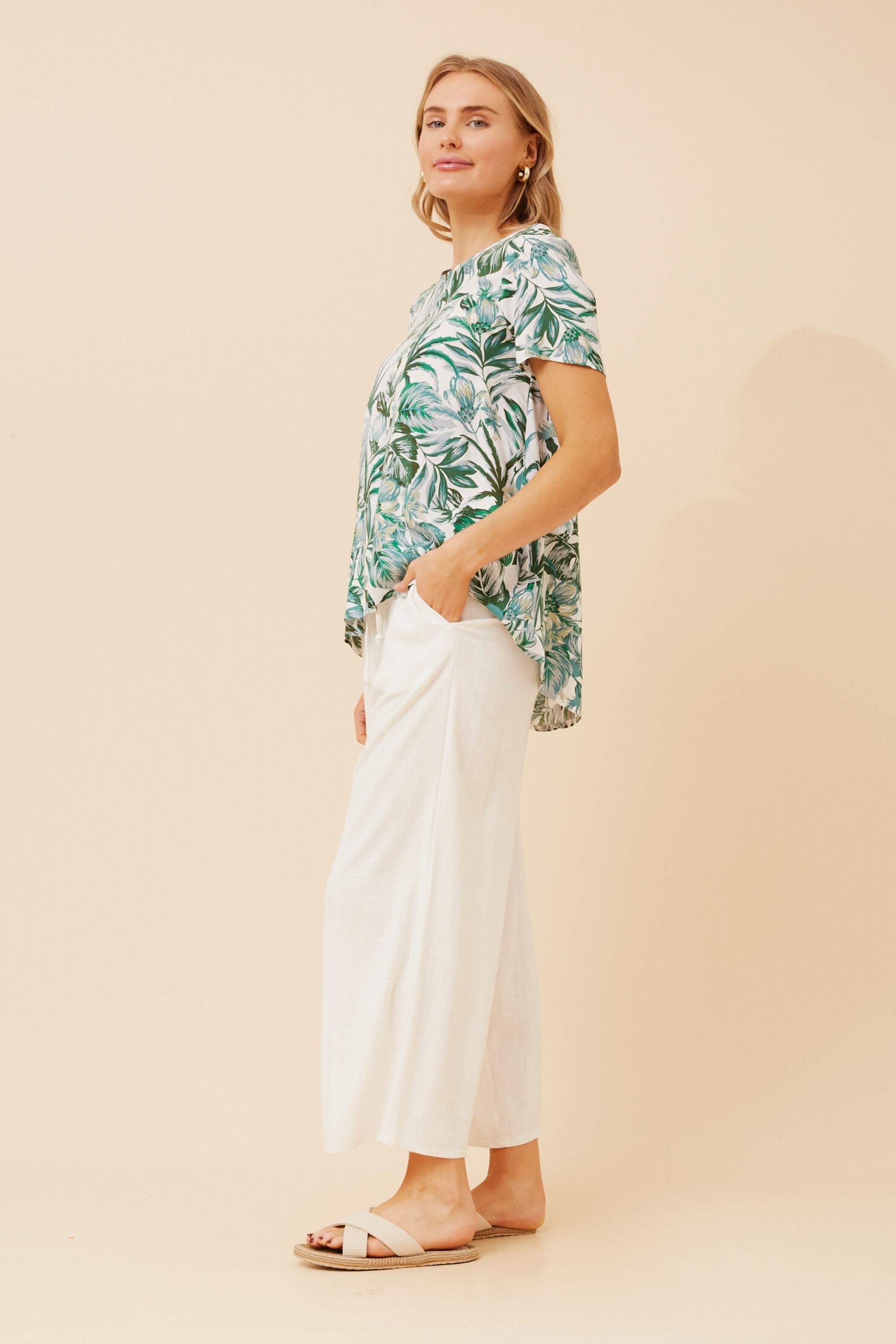 MALISSA LEAF PRINT TOP