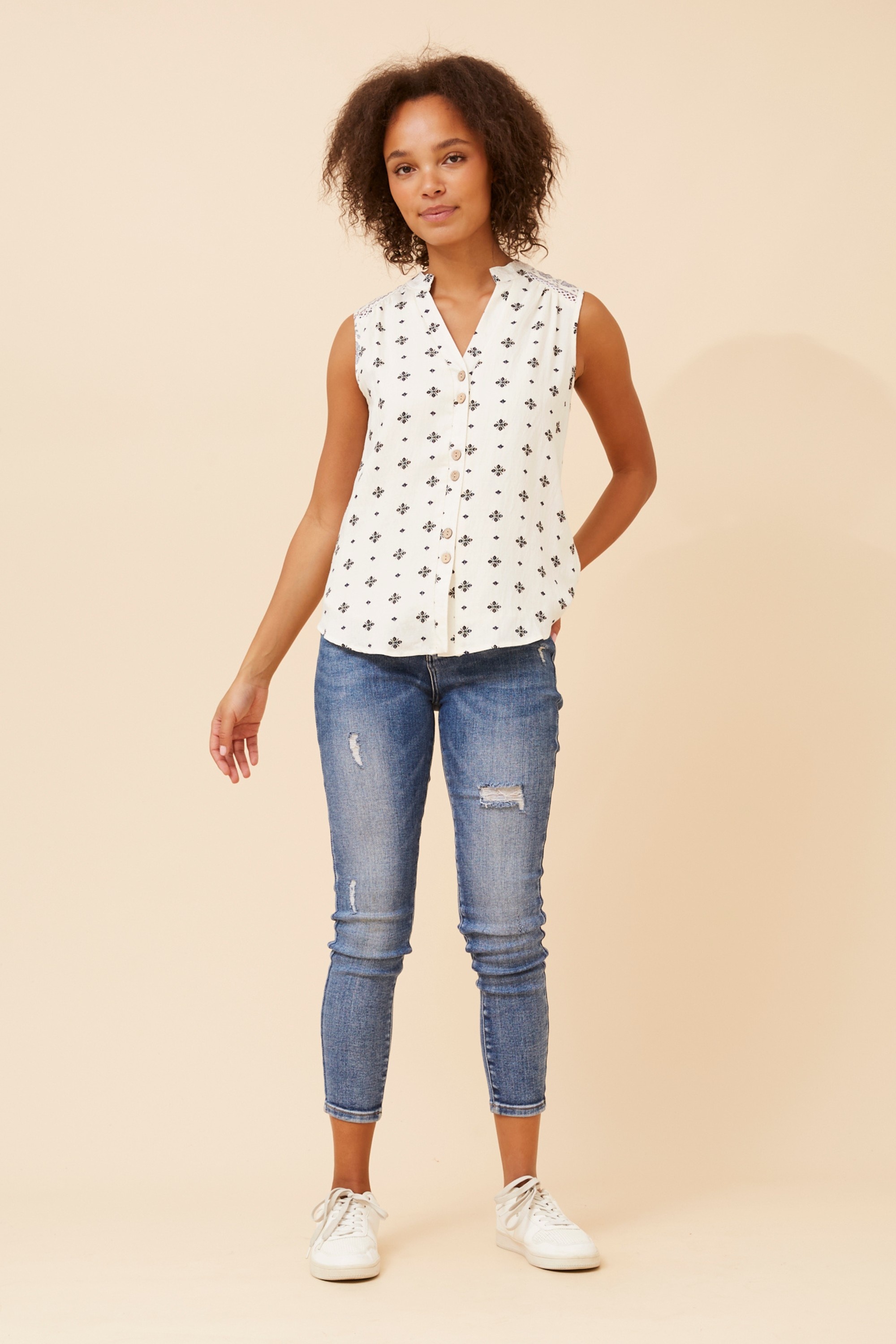 MAYSEN SLEEVELESS TOP