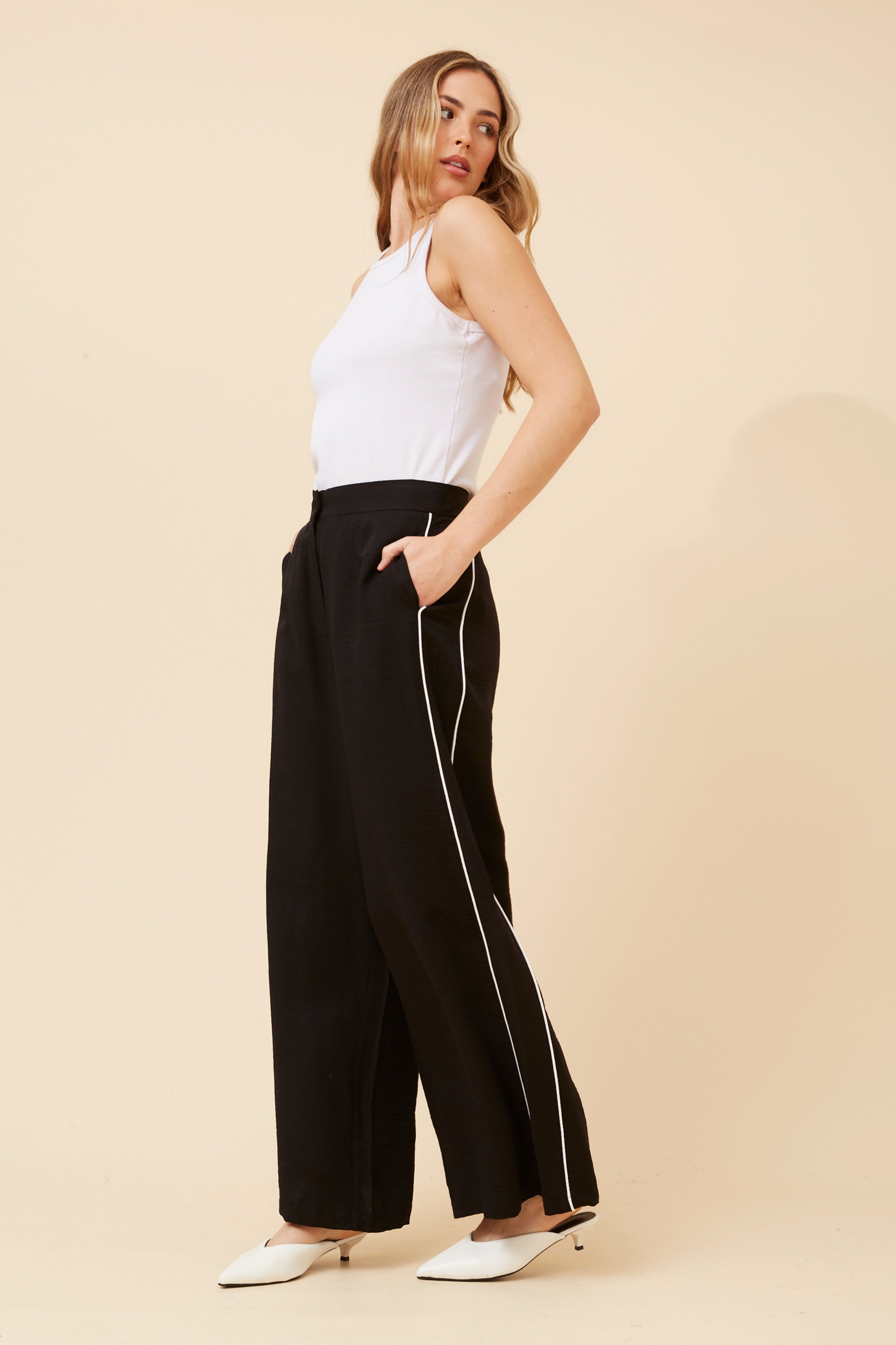 MIRIELLE SOLID WIDE LEG PANTS