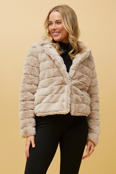 MOSCOW FAUX FUR CROP JACKET