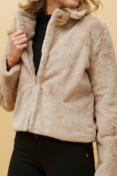 MOSCOW FAUX FUR JACKET