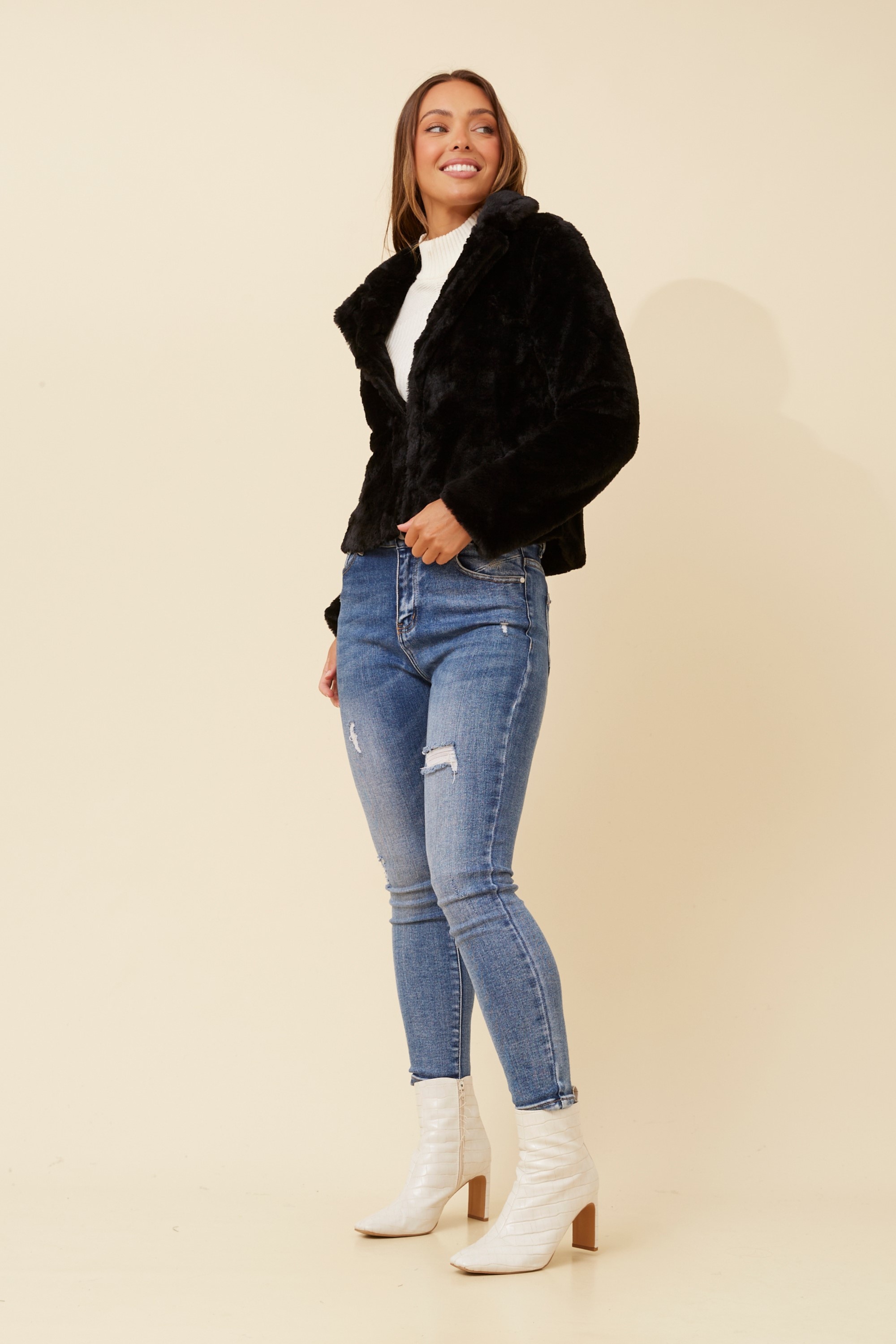 MOSCOW FAUX FUR JACKET