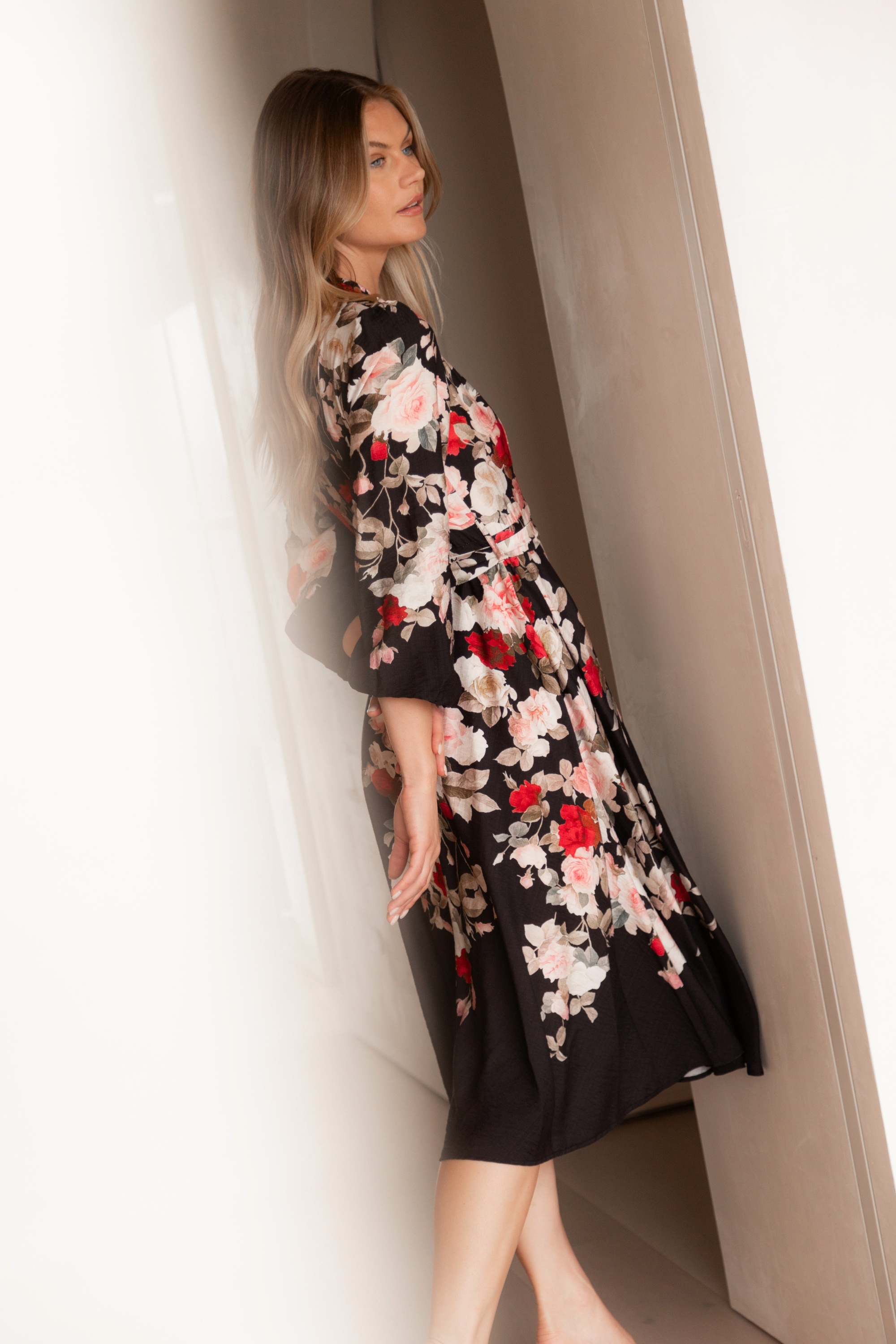 MUSETTA FLORAL PRINT MIDI DRESS