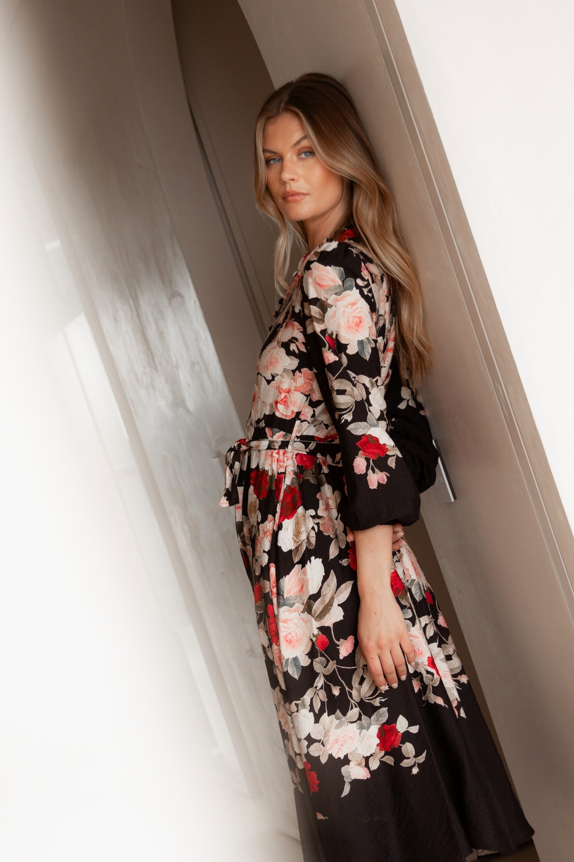 MUSETTA FLORAL PRINT MIDI DRESS