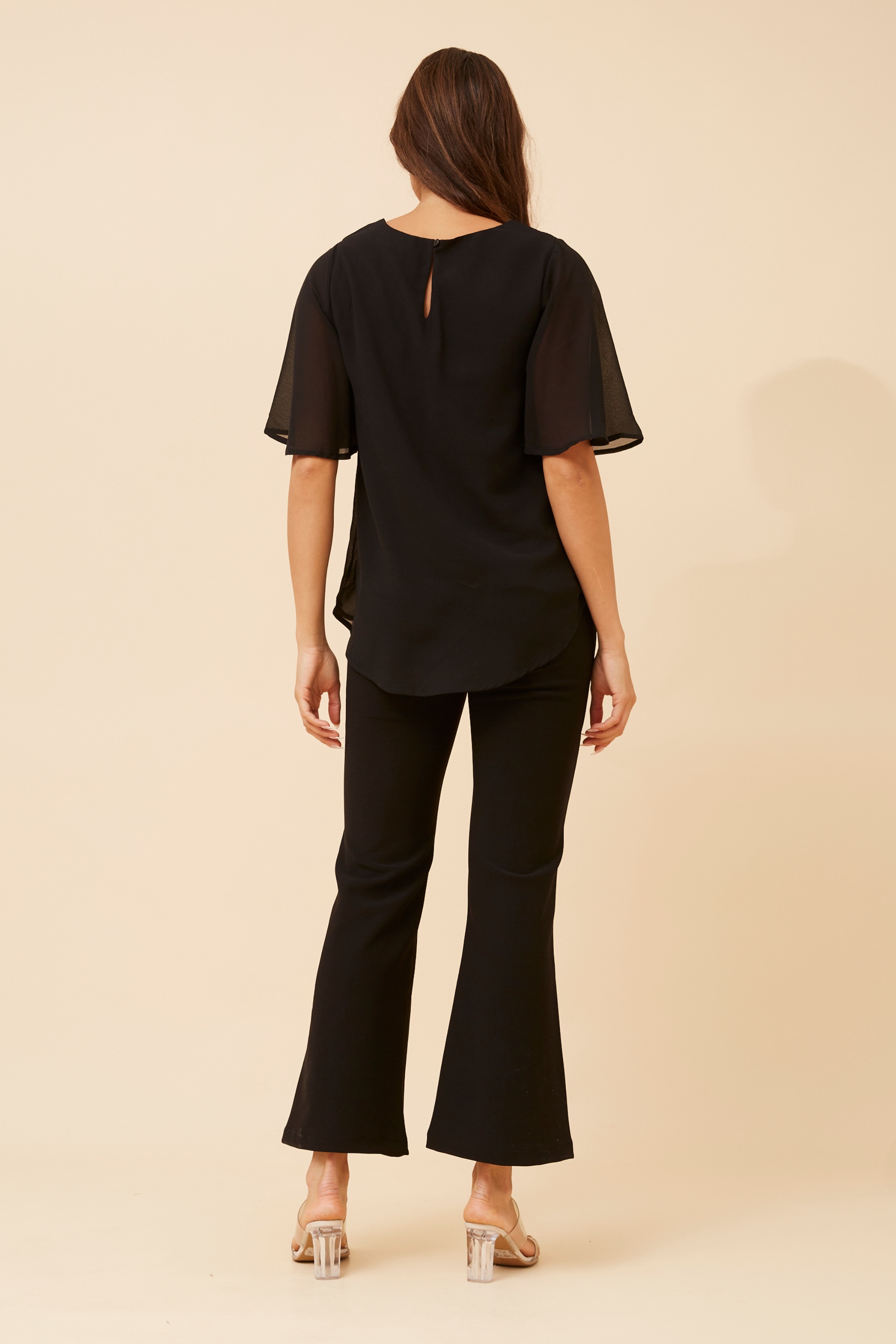 NEESHA DIAMANTE DETAIL TOP