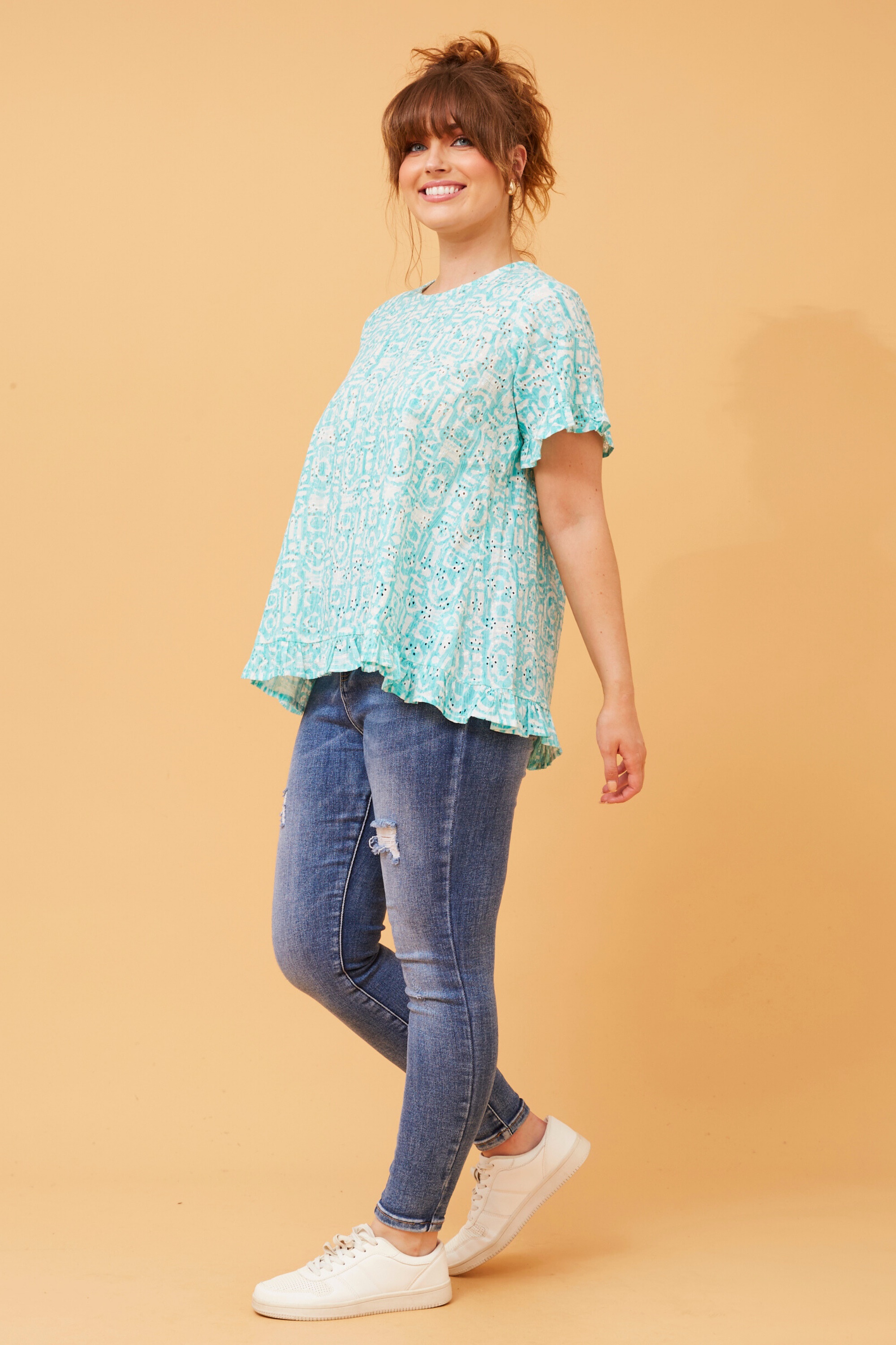 NEETA BRODERIE ANGLAISE TOP