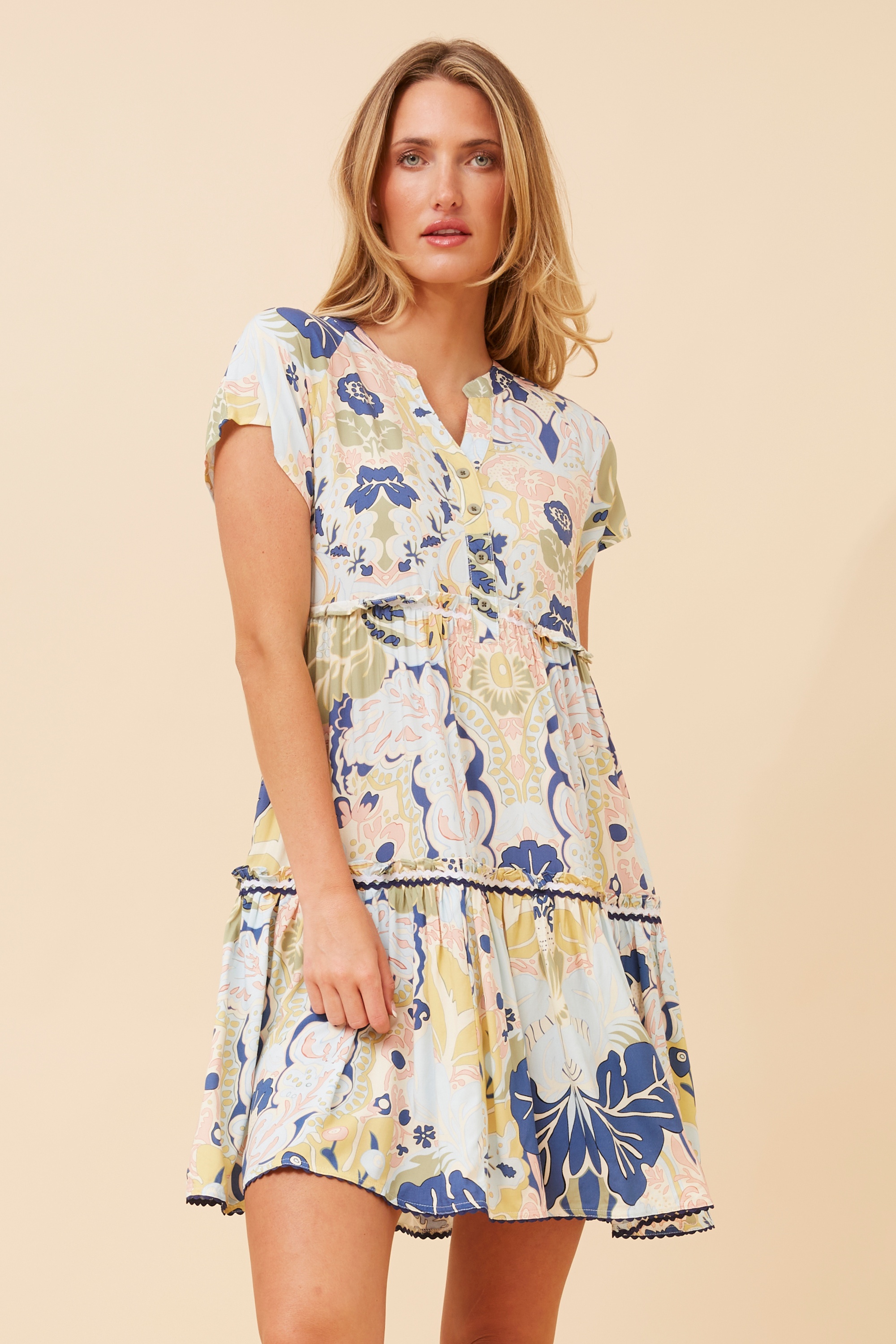 NERISA LEAF PRINT TIERED DRESS