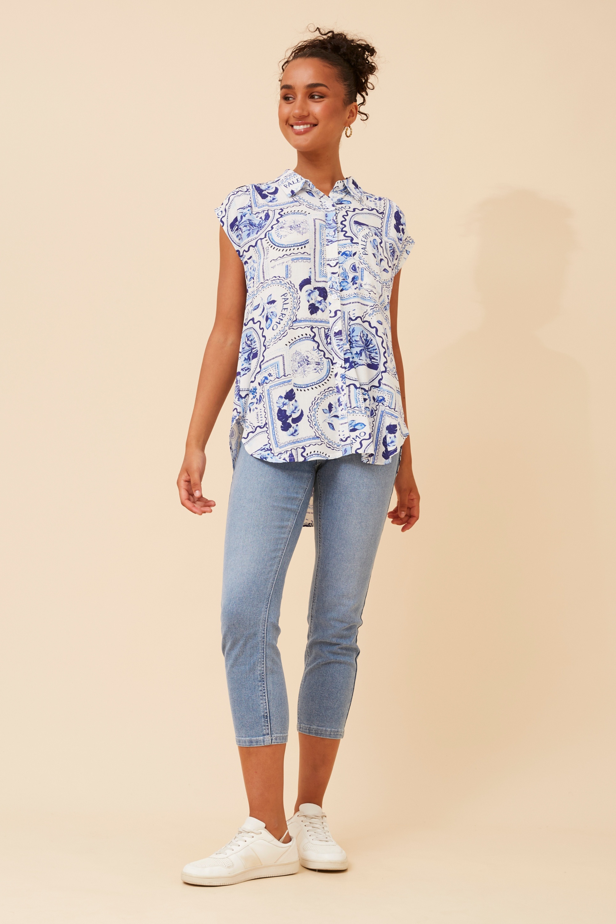 NEVIS  POSTCARD PRINT TOP