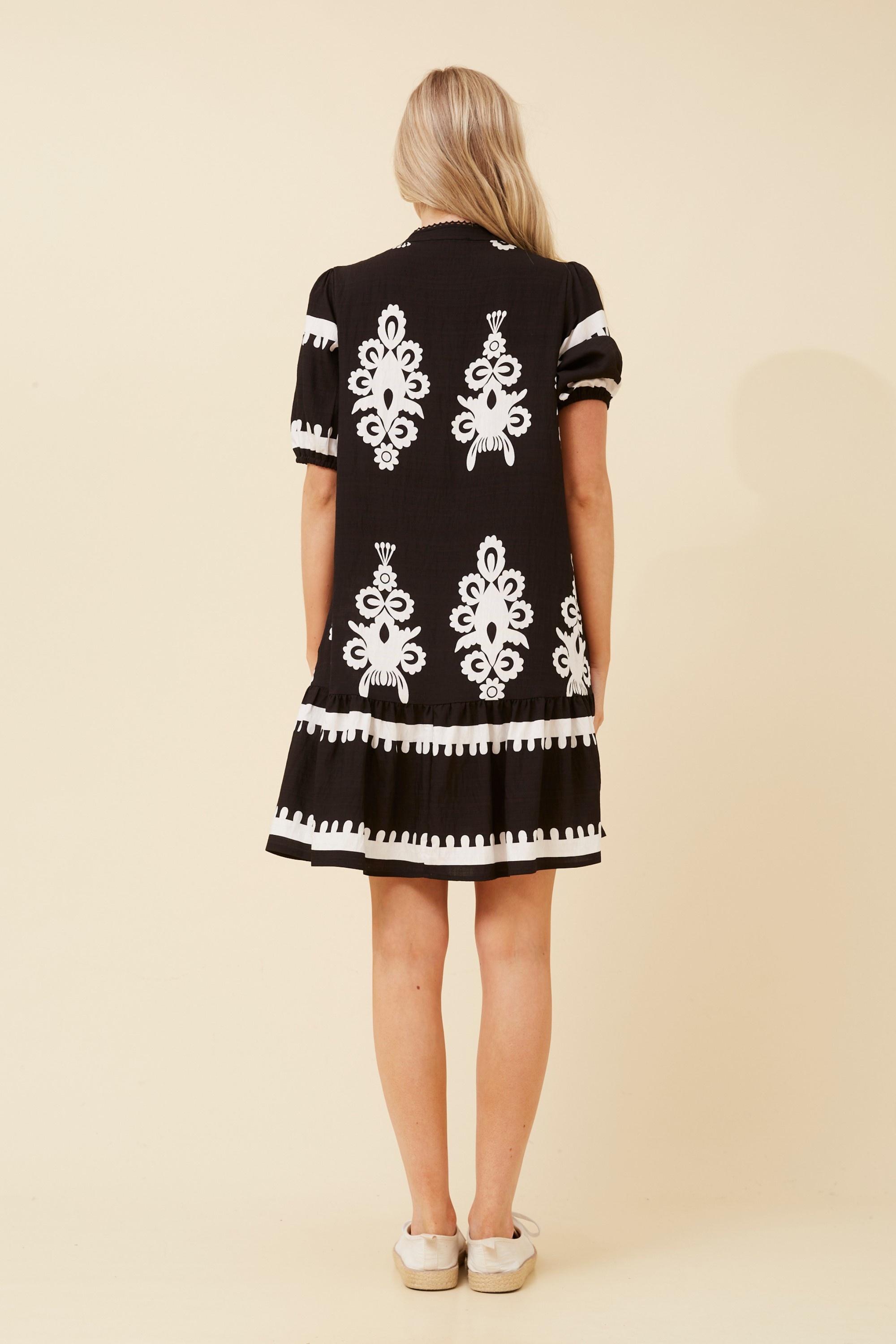 NIXA BORDER PRINT DRESS
