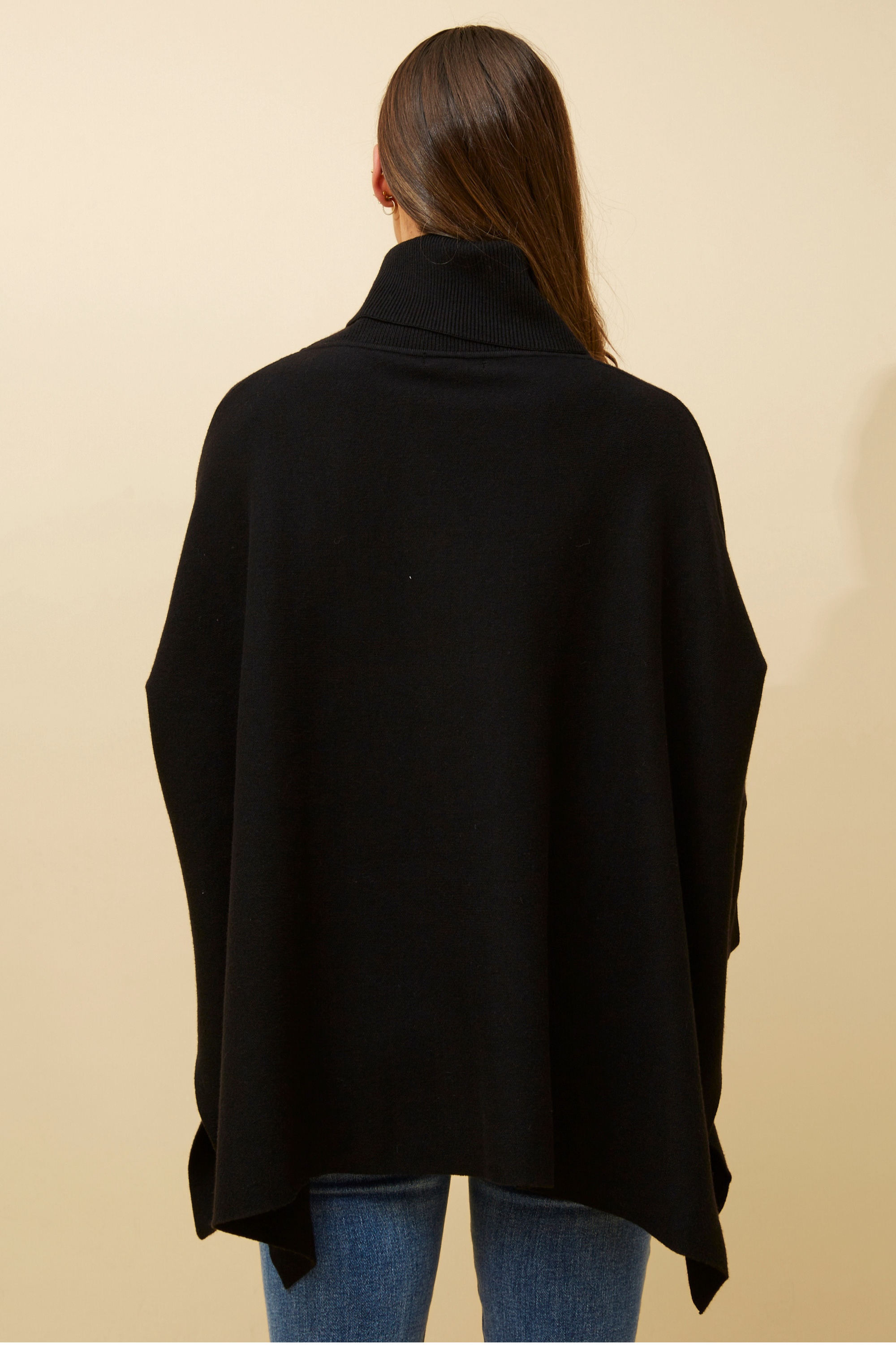 ONYX SOLID KNIT PULLOVER