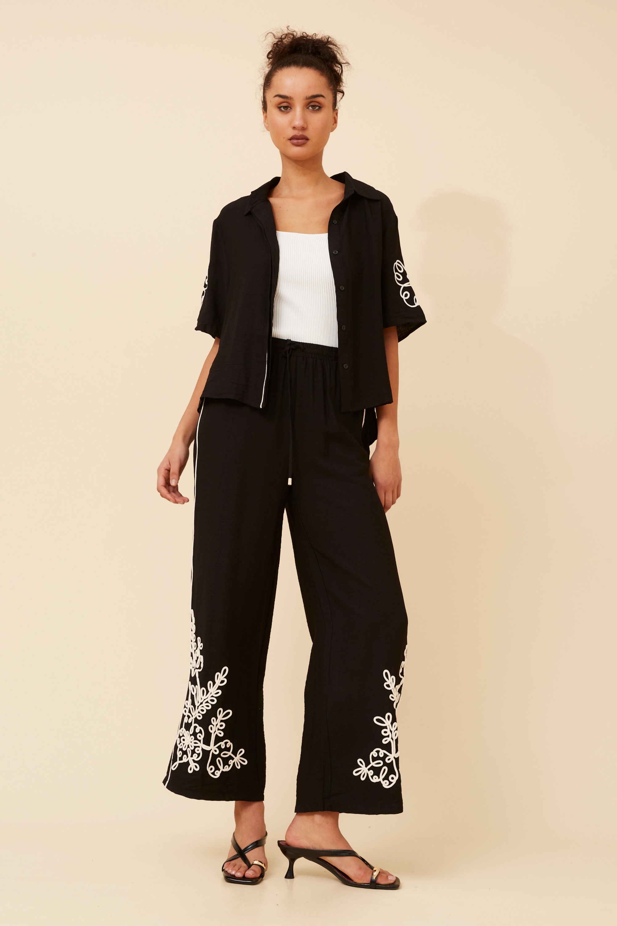 OREN EMBROIDERED WIDE LEG PANTS