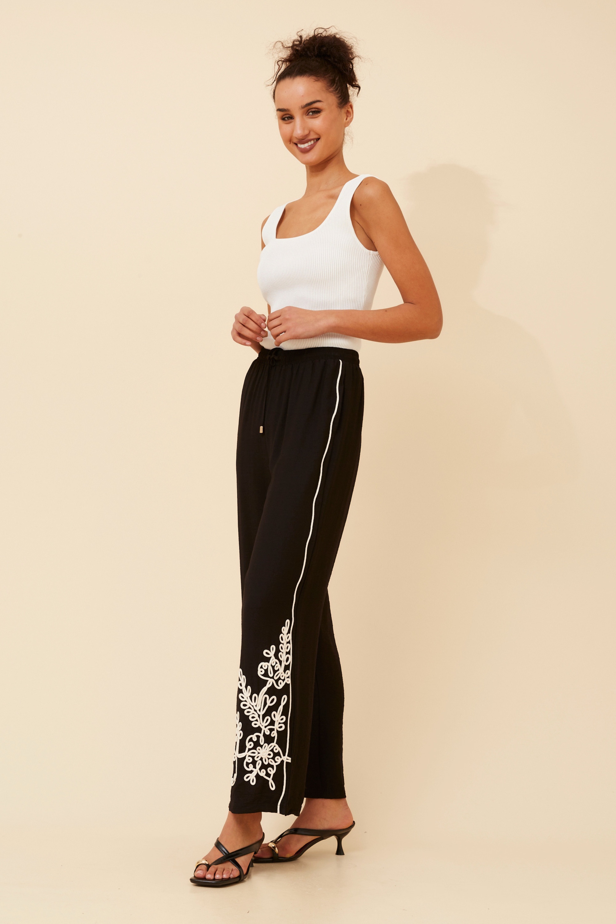 OREN EMBROIDERED WIDE LEG PANTS