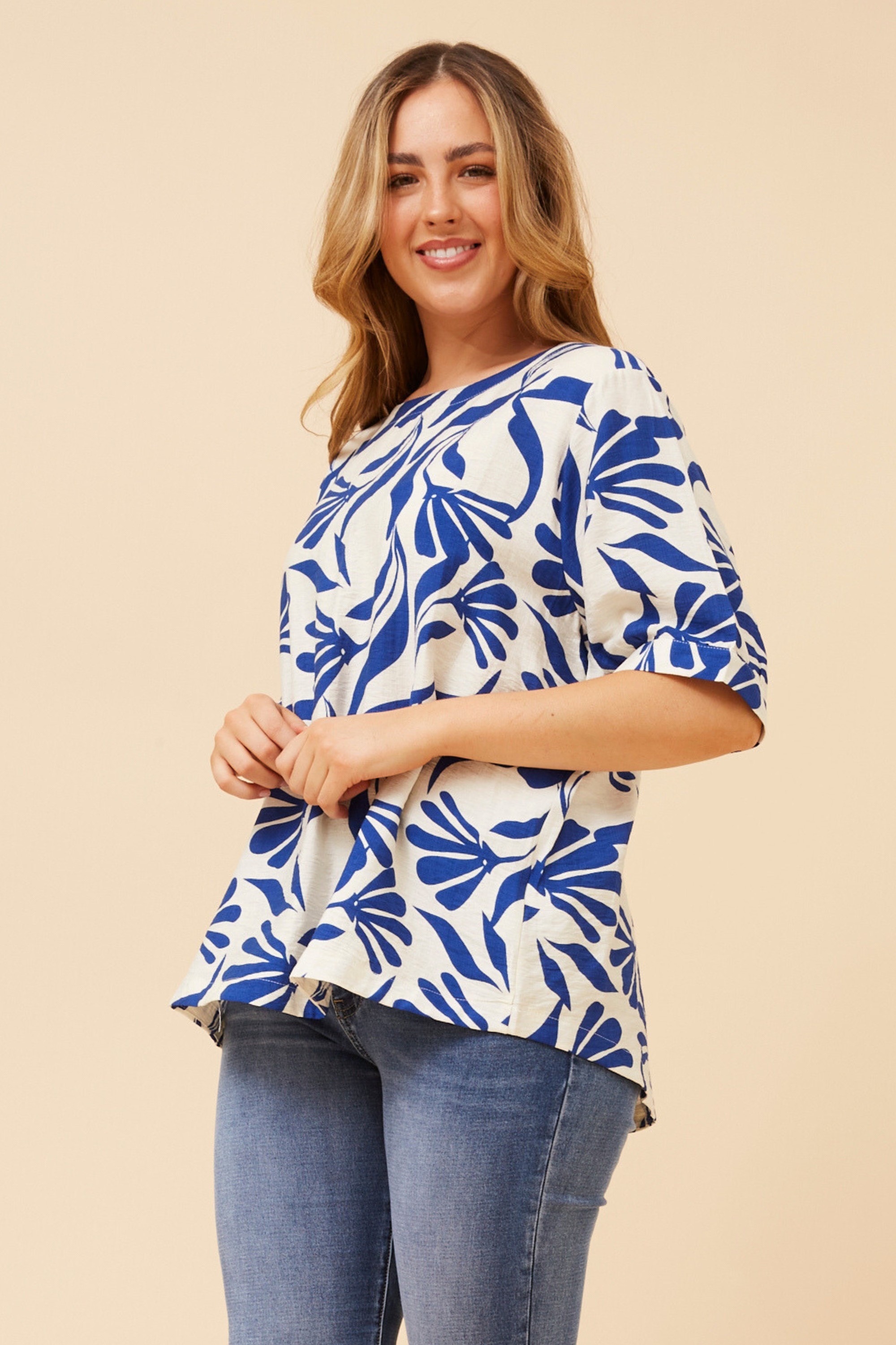 OSMOND ABSTRACT PRINT TOP