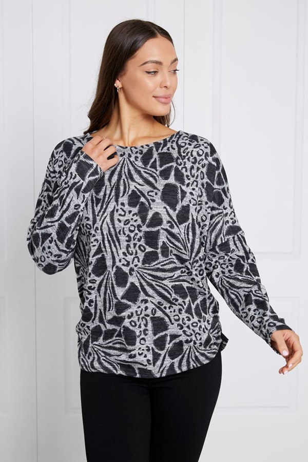 OVERSIZED ABSTRACT PRINT TOP
