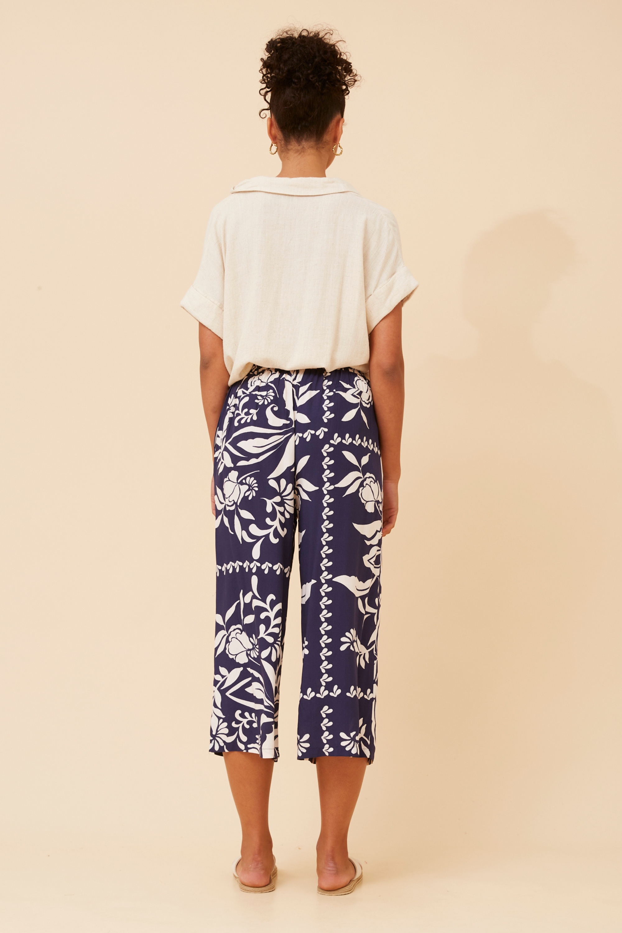 OXANA FLORAL CULOTTE PANTS