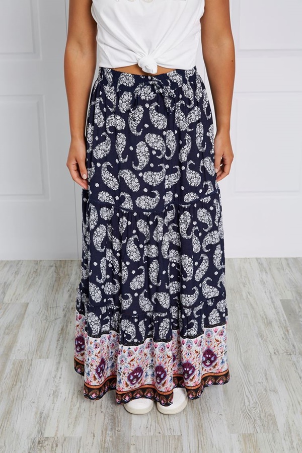 PAISLEY PRINT TIERED MAXI SKIRT PAISLEY PRINT TIERED MAXI SKIRT
