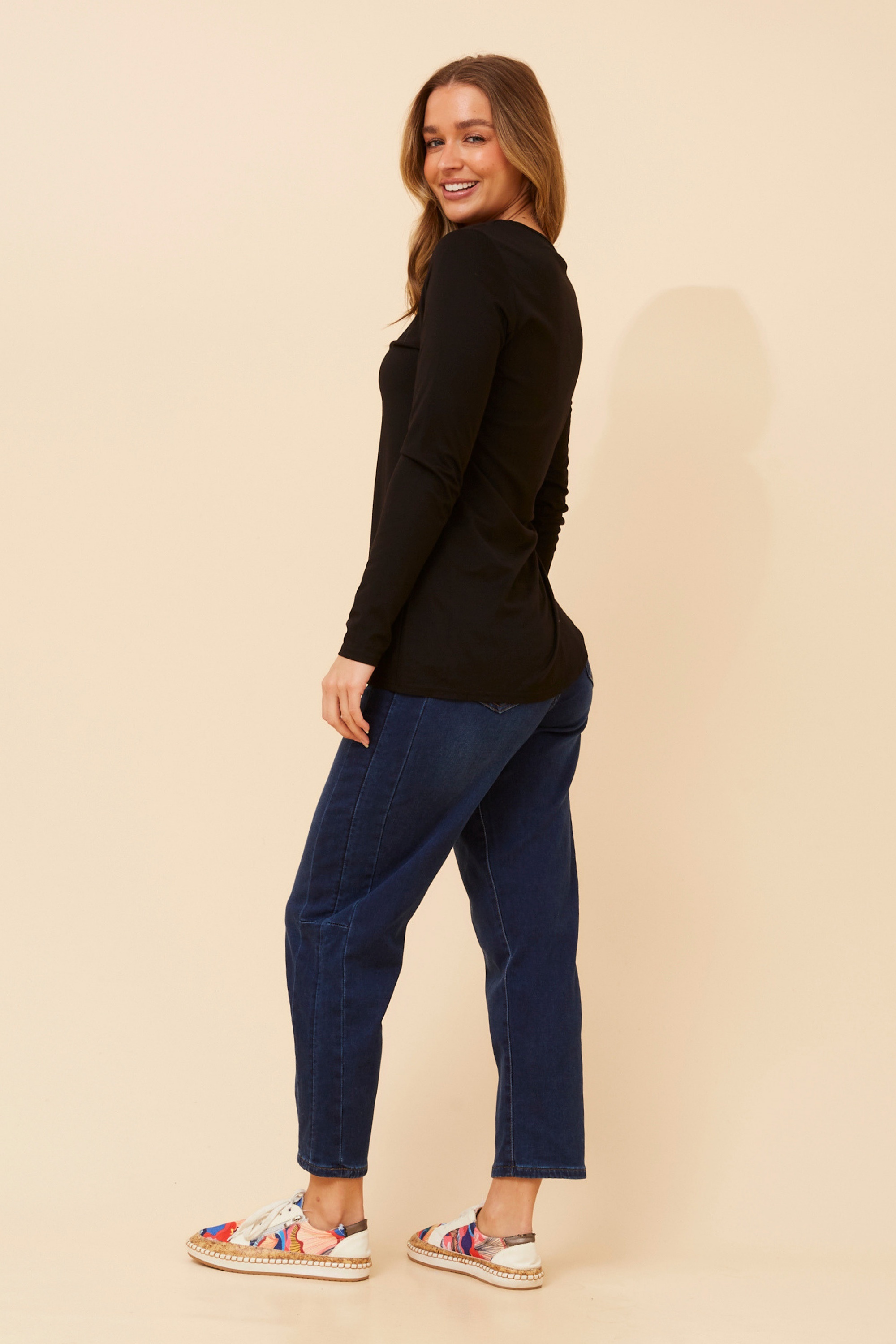 PAVIE SOLID TOP