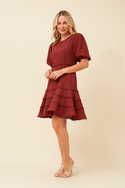 QUINLYN LINEN TIERED DRESS