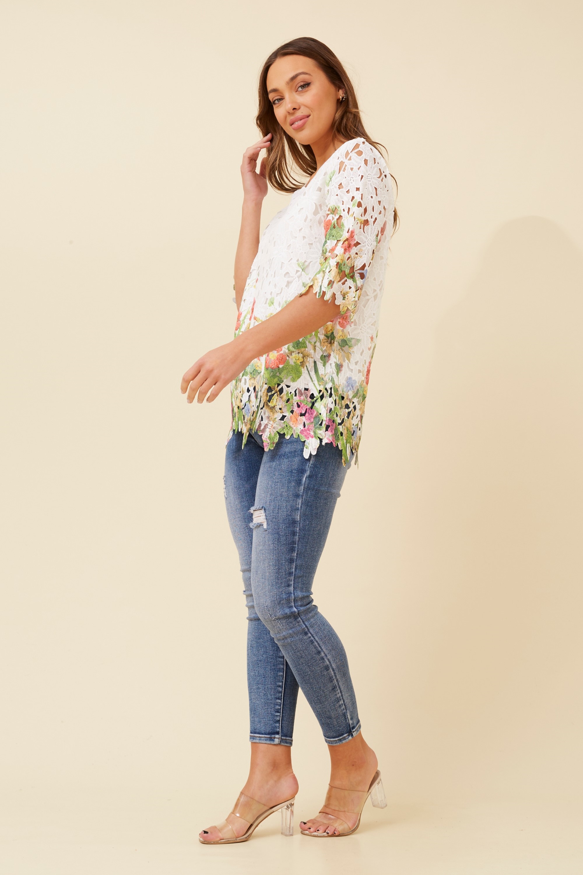 RAEDYN FLORAL LACE TOP