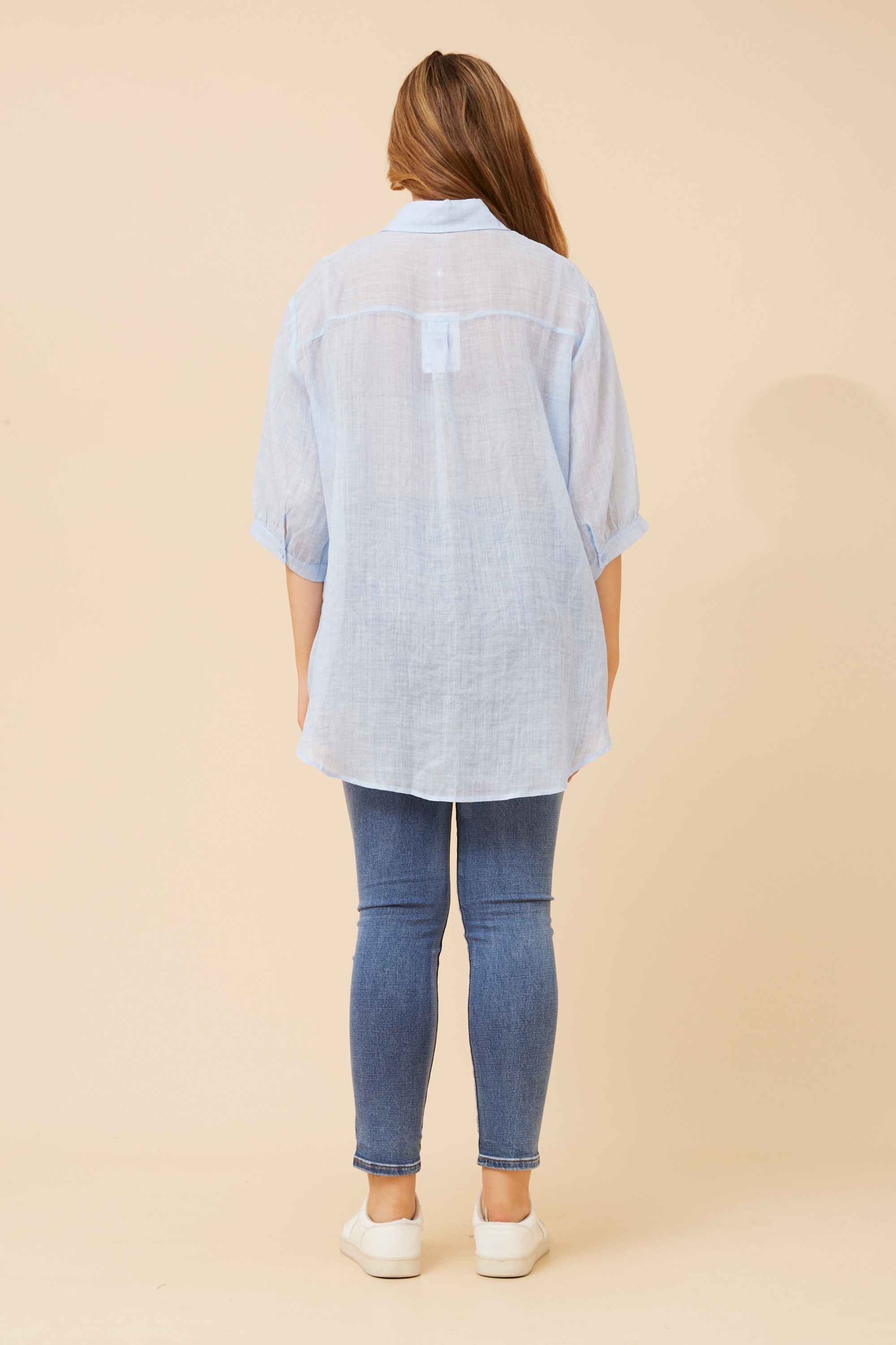RAVENA CURVE HEM SHIRT