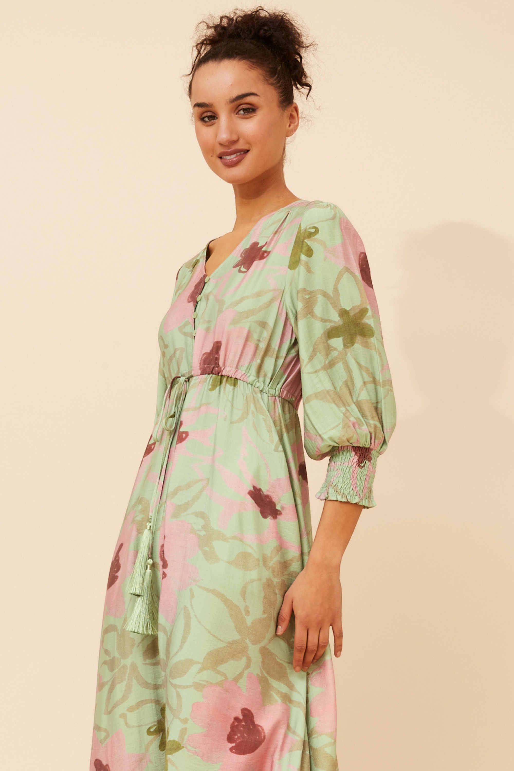 RIALLA FLORAL MAXI DRESS