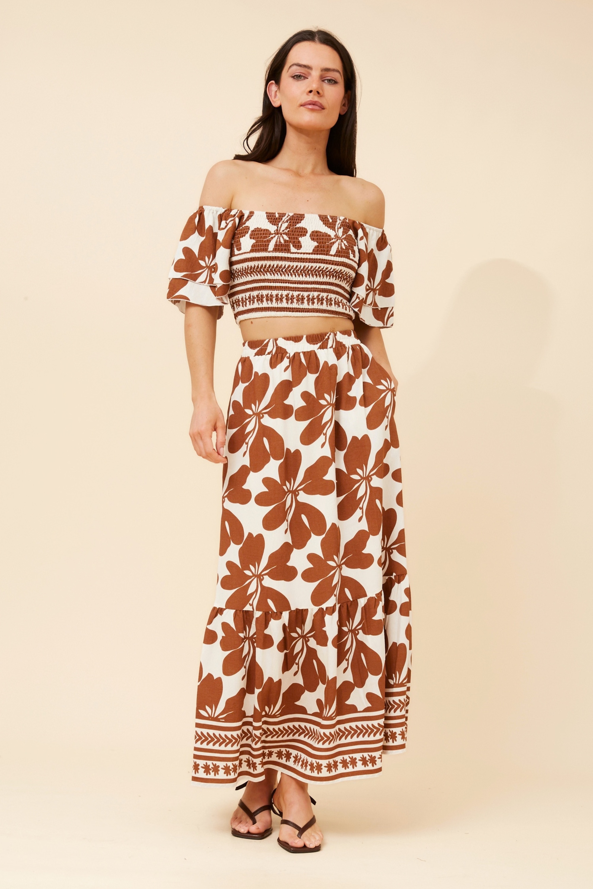 RIELLE BORDER PRINT TWO-PIECE SET