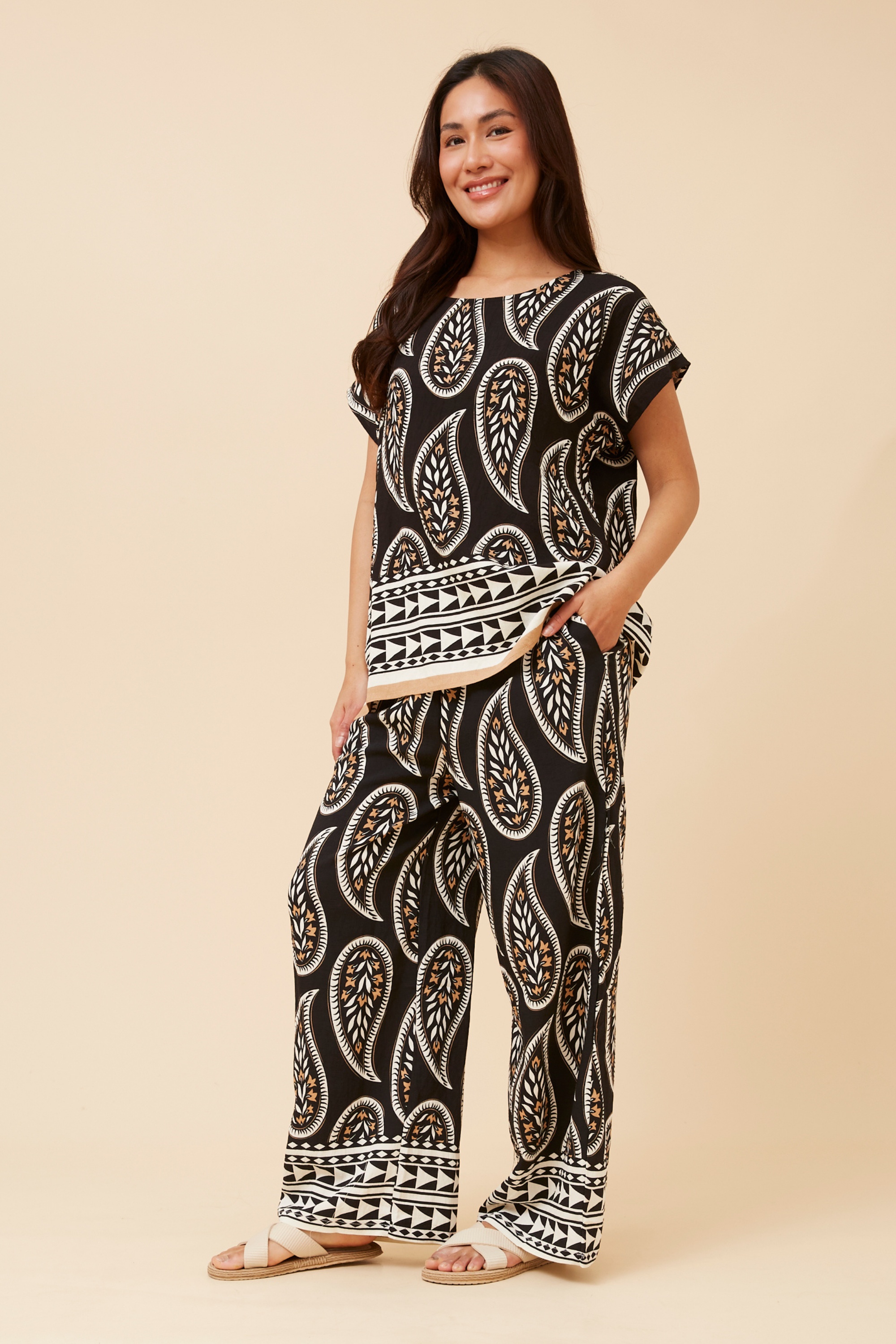 ROWYN PAISLEY TWO-PIECE SET