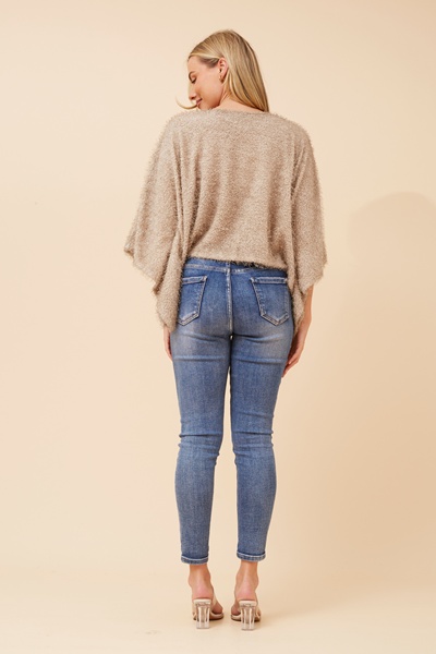 RUSHANA EYELASH YARN TOP