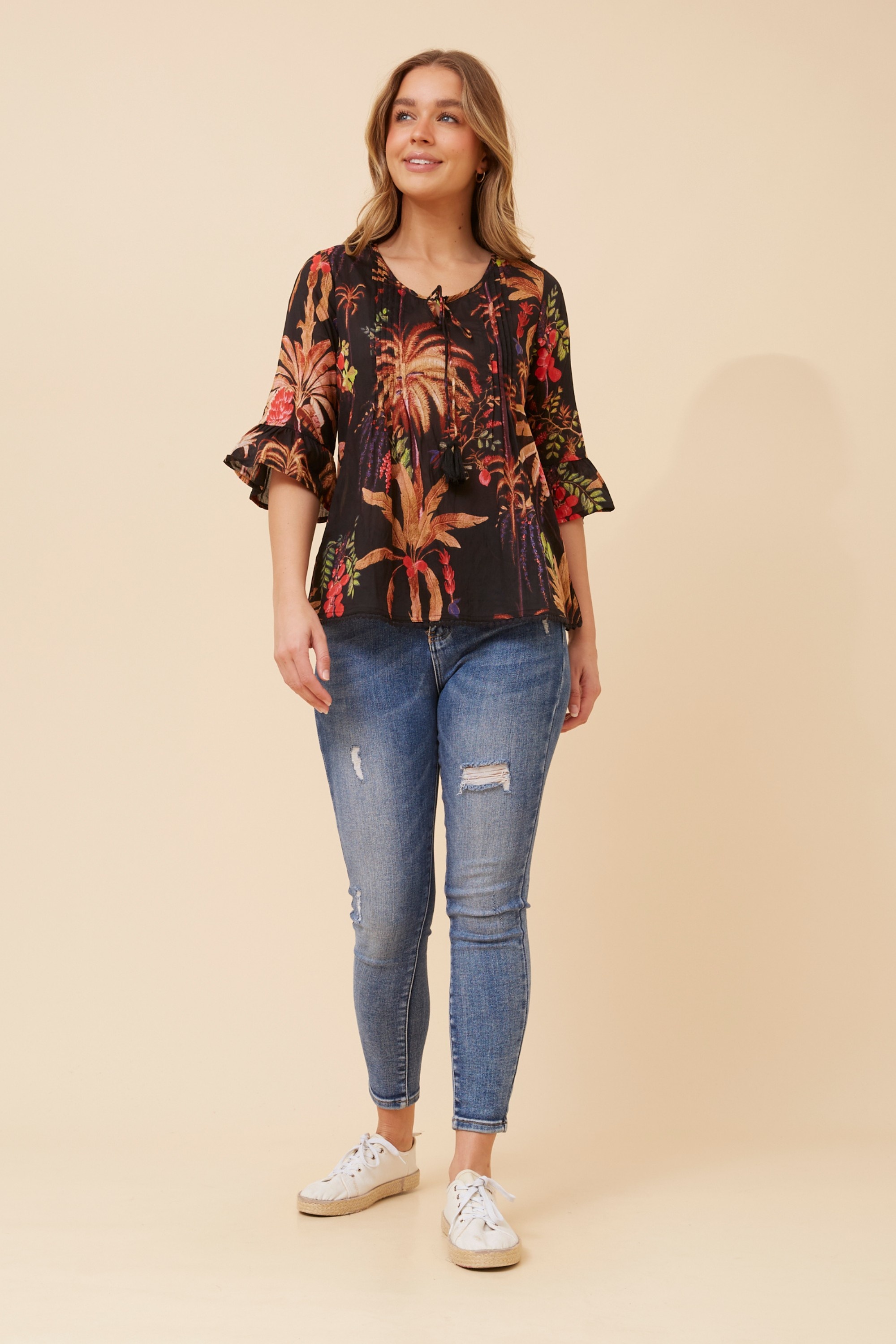 SAIRA LEAF PRINT TOP