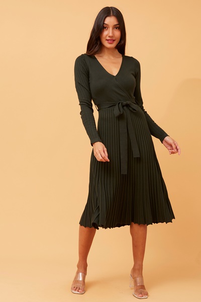 SANA PLEATED KNIT DRESS