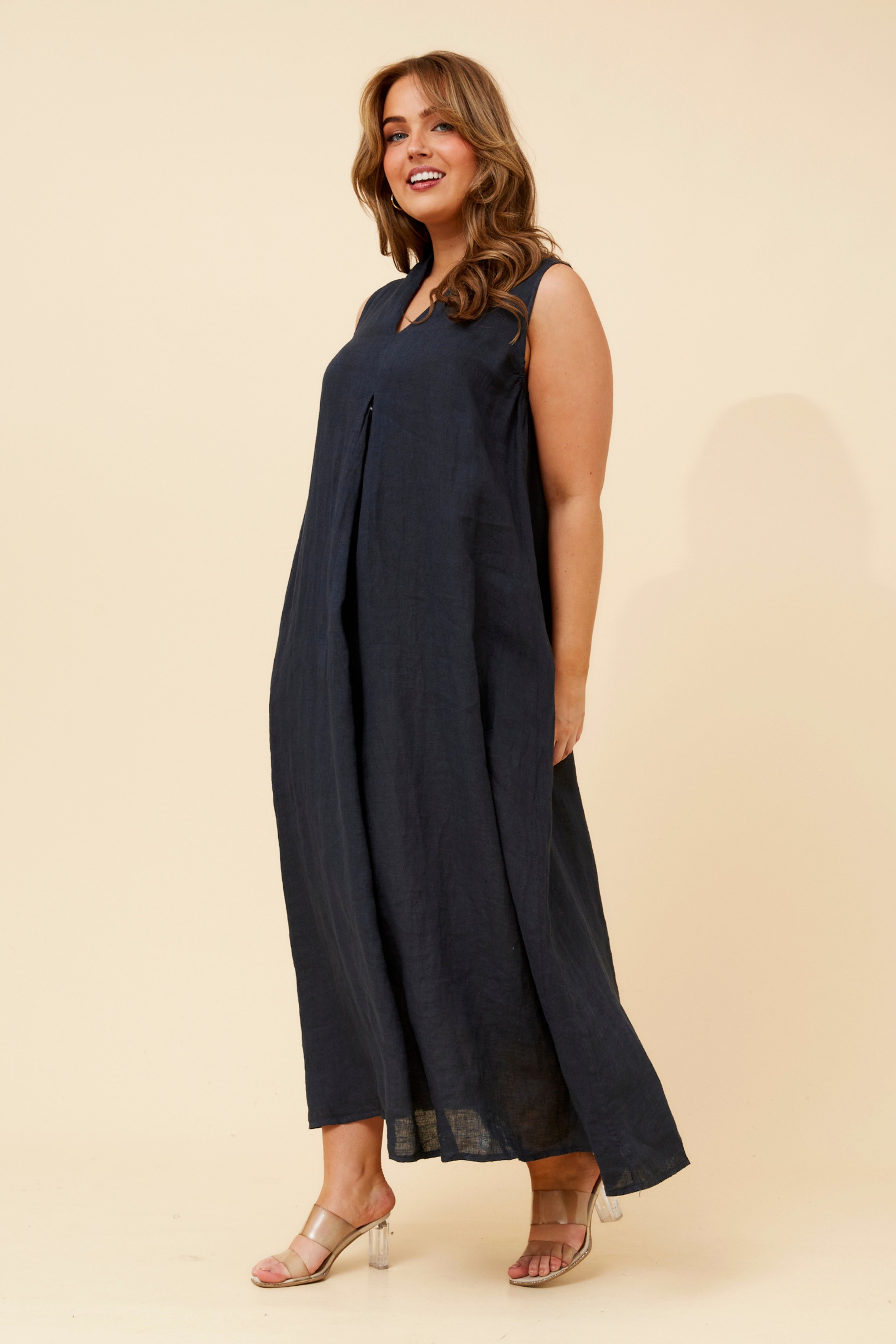 SARIAH LINEN MAXI DRESS