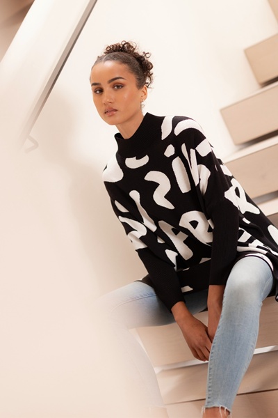 SENEKA ABSTRACT PRINT KNIT PULLOVER