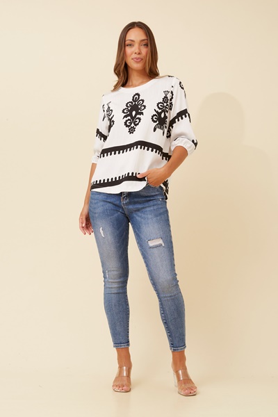 SHAE BORDER PRINT TOP