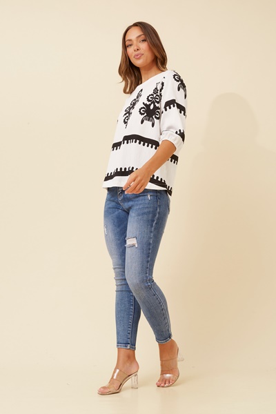 SHAE BORDER PRINT TOP